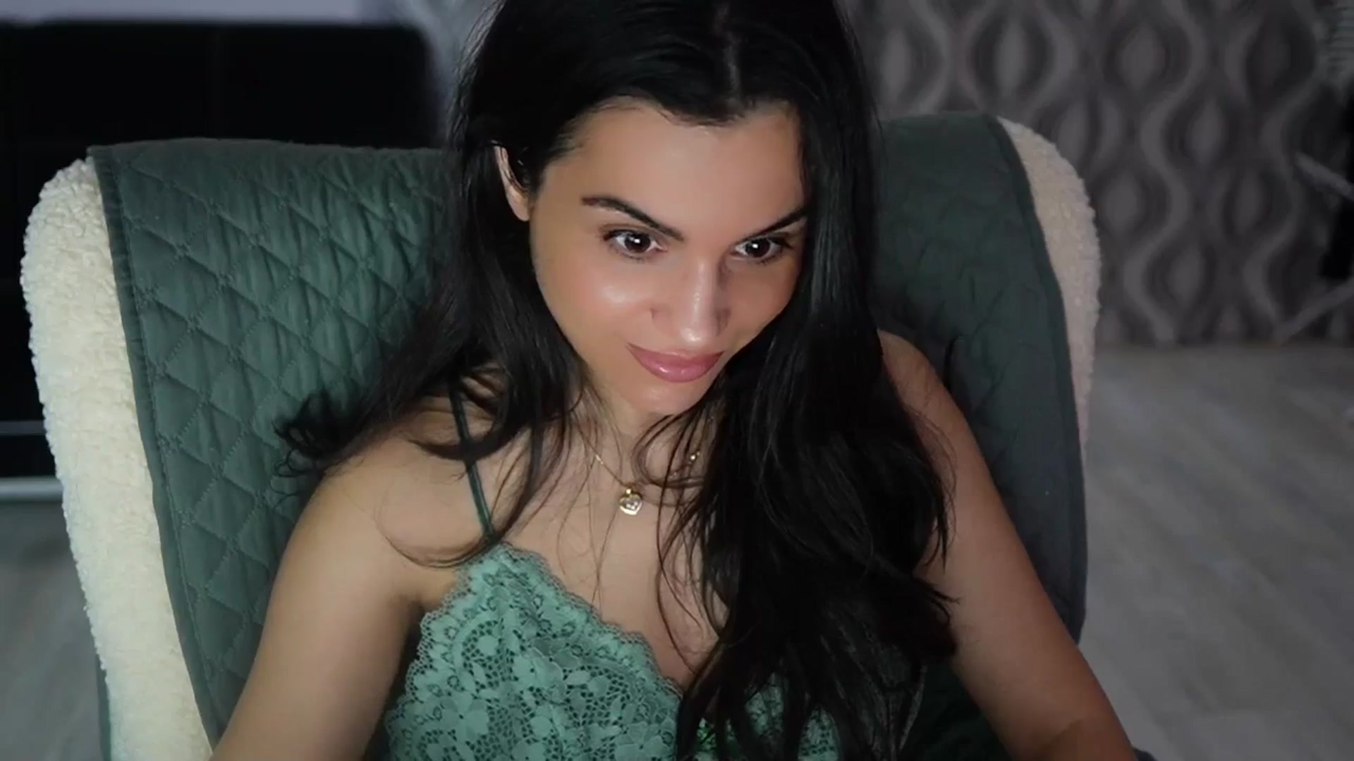 Gallery image thumbnail from TinyAndrea's myfreecams stream on, 05/10/2026, 23:56 image 10 of 20