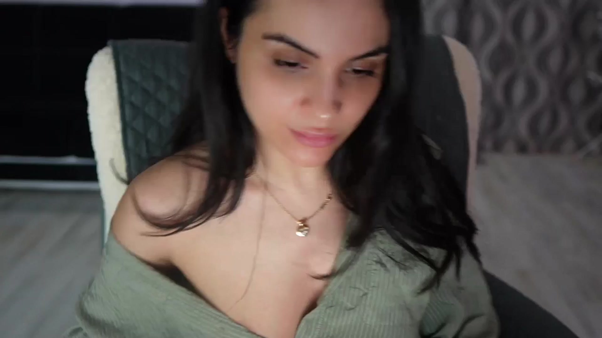 Gallery image thumbnail from TinyAndrea's myfreecams stream on, 05/11/2026, 03:07 image 1 of 20