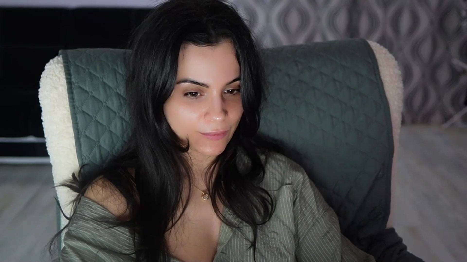 Gallery image thumbnail from TinyAndrea's myfreecams stream on, 05/11/2026, 03:07 image 19 of 20