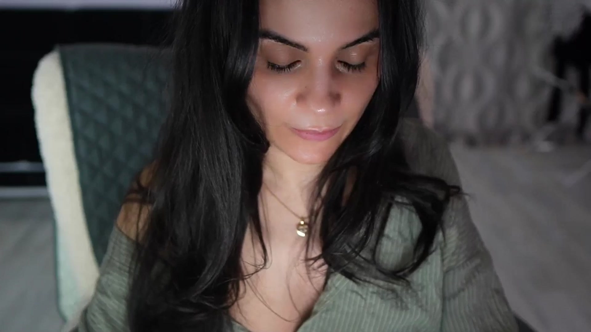 Gallery image thumbnail from TinyAndrea's myfreecams stream on, 05/11/2026, 03:39 image 8 of 20