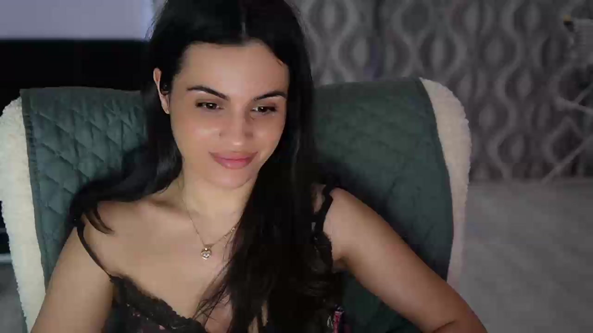 Gallery image thumbnail from TinyAndrea's myfreecams stream on, 05/12/2026, 03:25 image 15 of 20