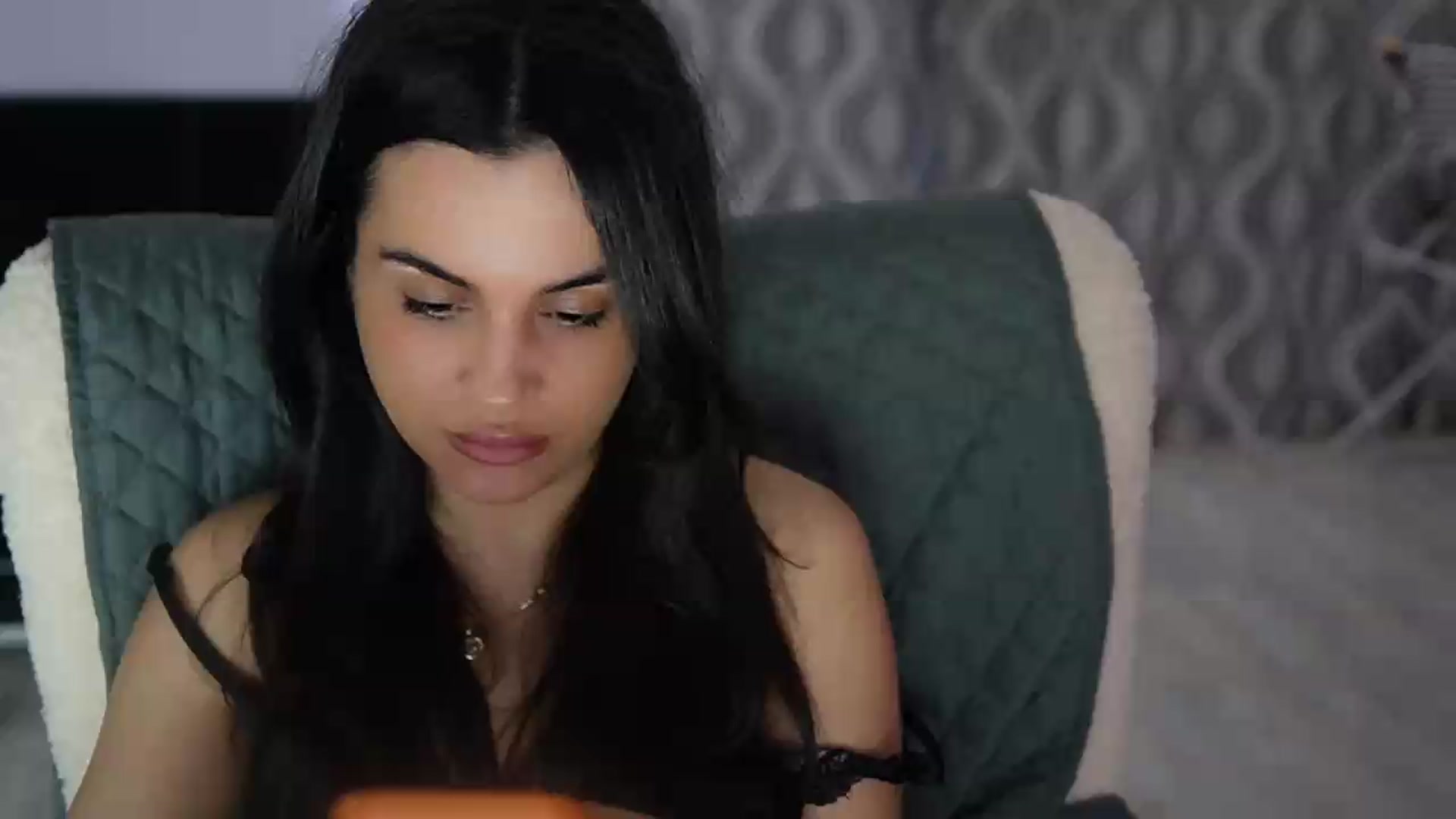 Gallery image thumbnail from TinyAndrea's myfreecams stream on, 05/12/2026, 03:25 image 18 of 20