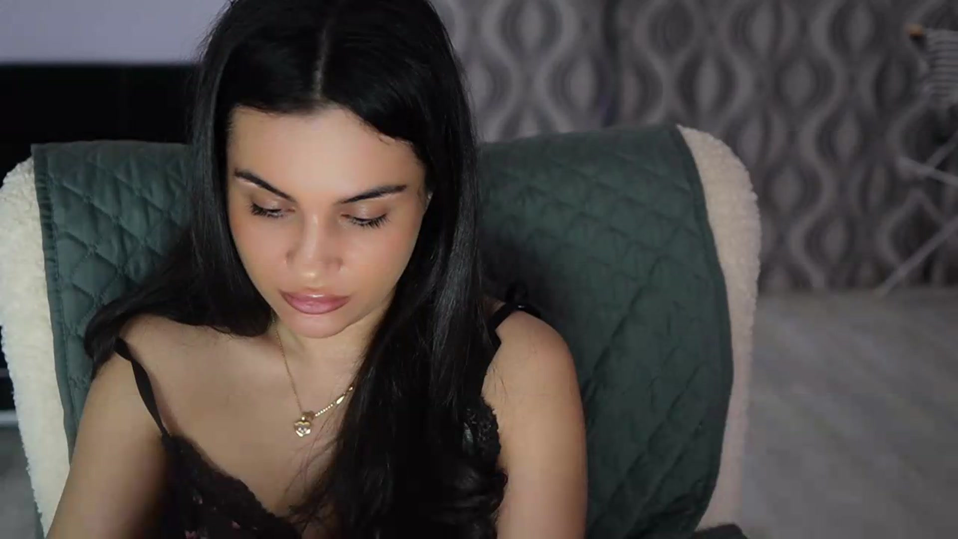 Gallery image thumbnail from TinyAndrea's myfreecams stream on, 05/12/2026, 03:25 image 12 of 20