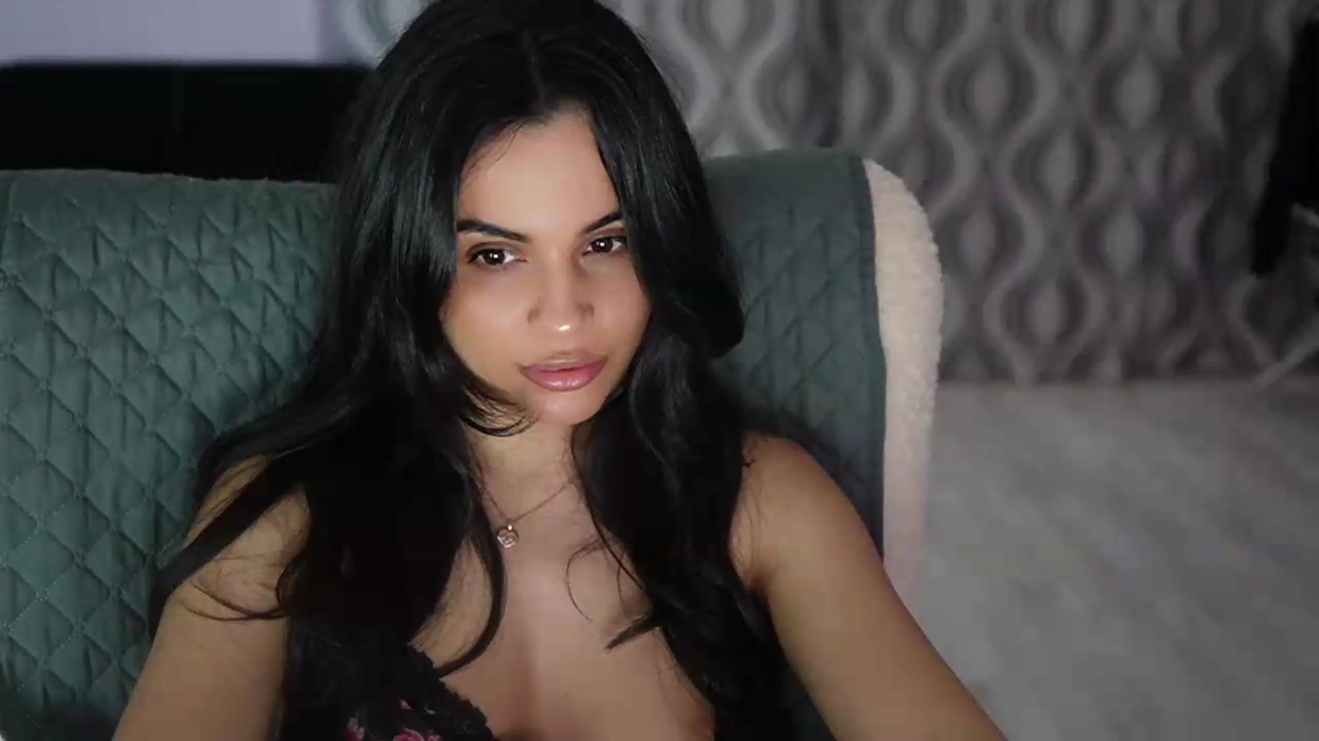 Gallery image thumbnail from TinyAndrea's myfreecams stream on, 05/17/2026, 24:27 image 11 of 20
