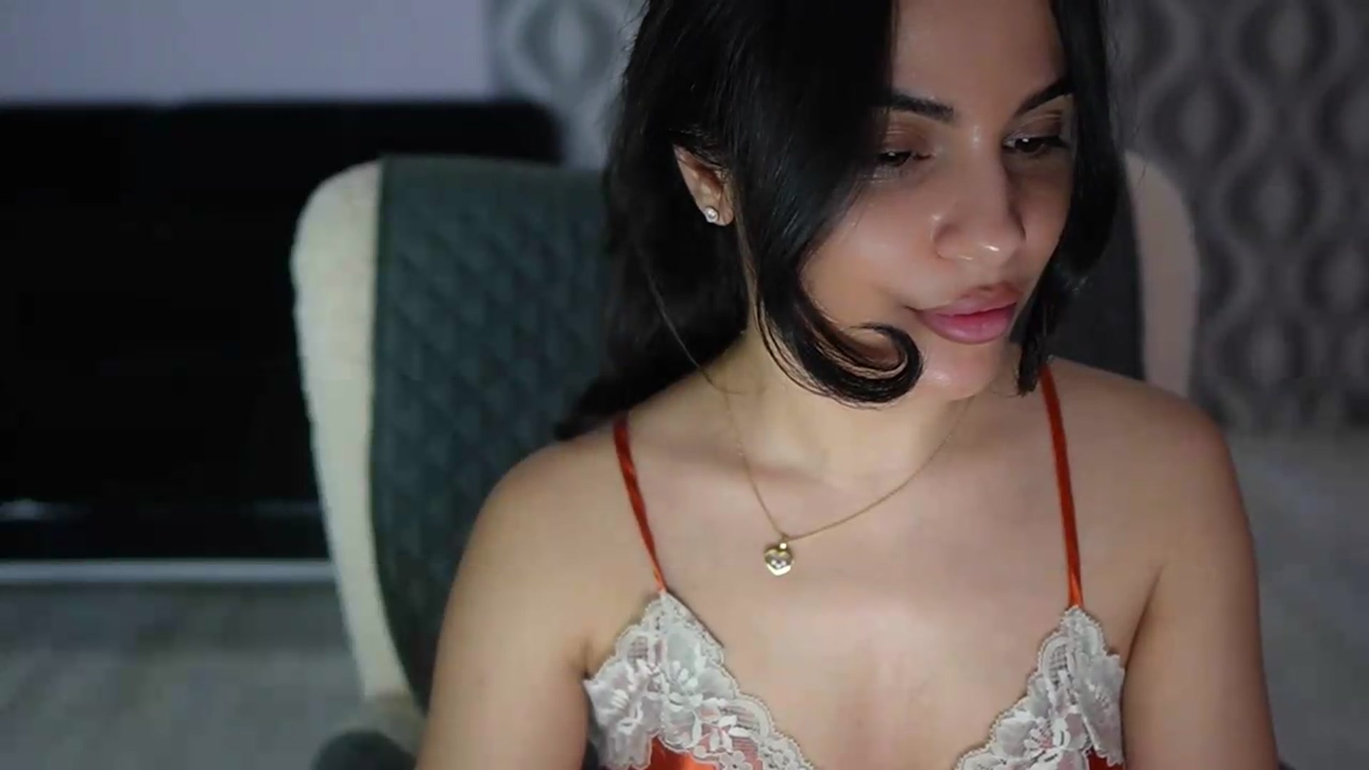 Gallery image thumbnail from TinyAndrea's myfreecams stream on, 05/29/2026, 01:23 image 2 of 20