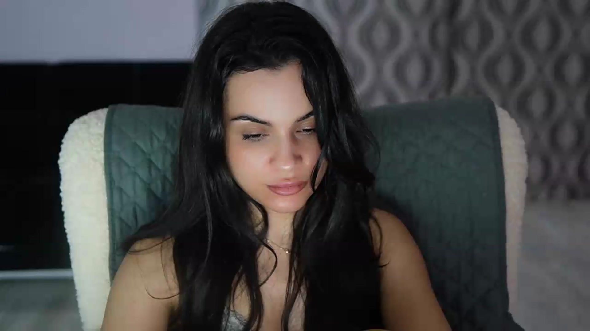 Gallery image thumbnail from TinyAndrea's myfreecams stream on, 05/31/2026, 24:50 image 5 of 20