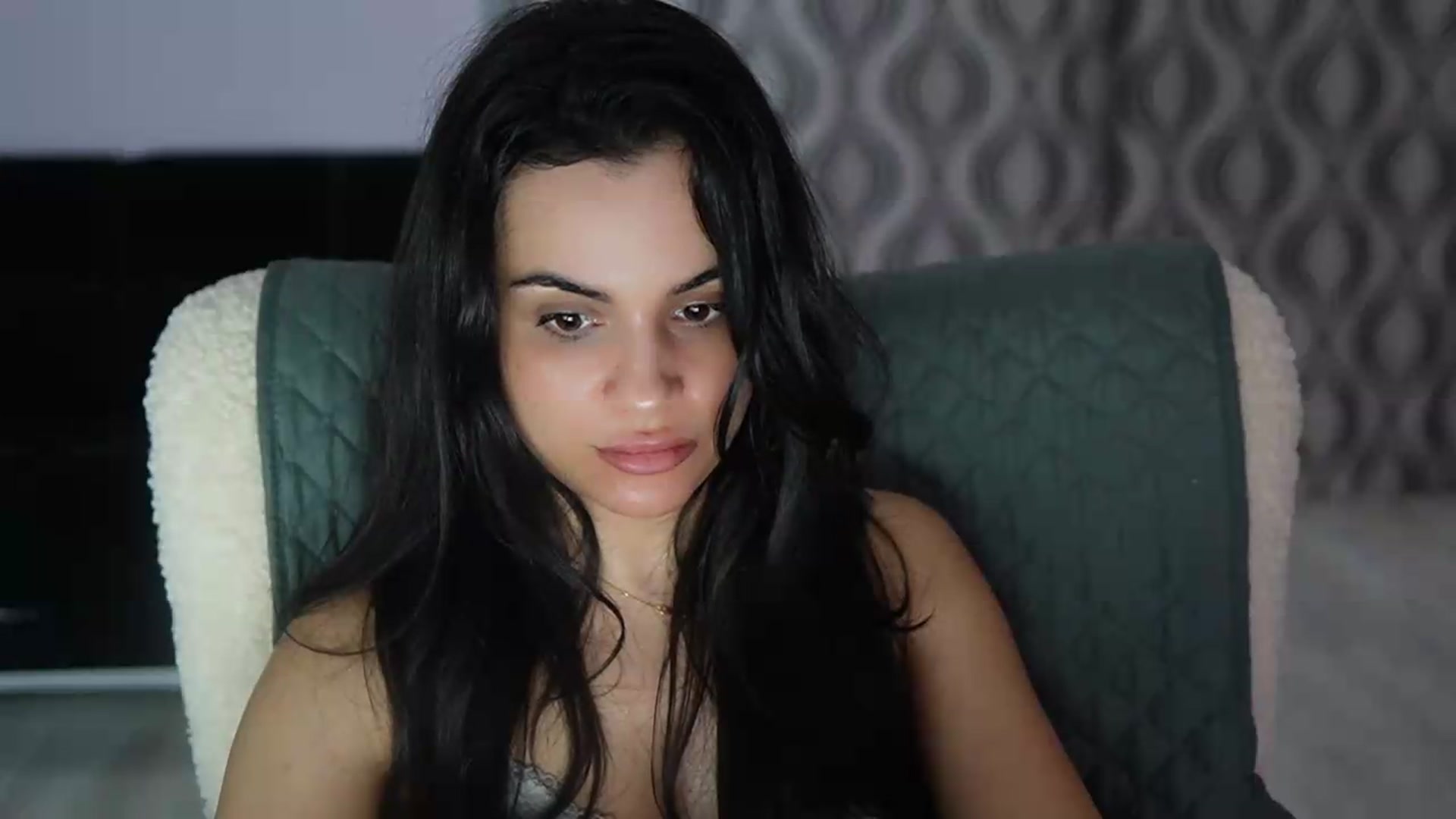 Gallery image thumbnail from TinyAndrea's myfreecams stream on, 05/31/2026, 24:50 image 4 of 20