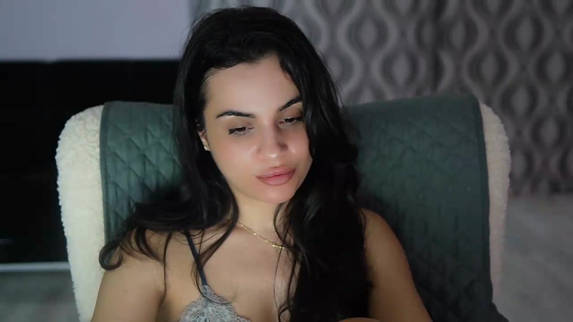 Gallery image thumbnail from TinyAndrea's myfreecams stream on, 05/31/2026, 24:50 image 12 of 20