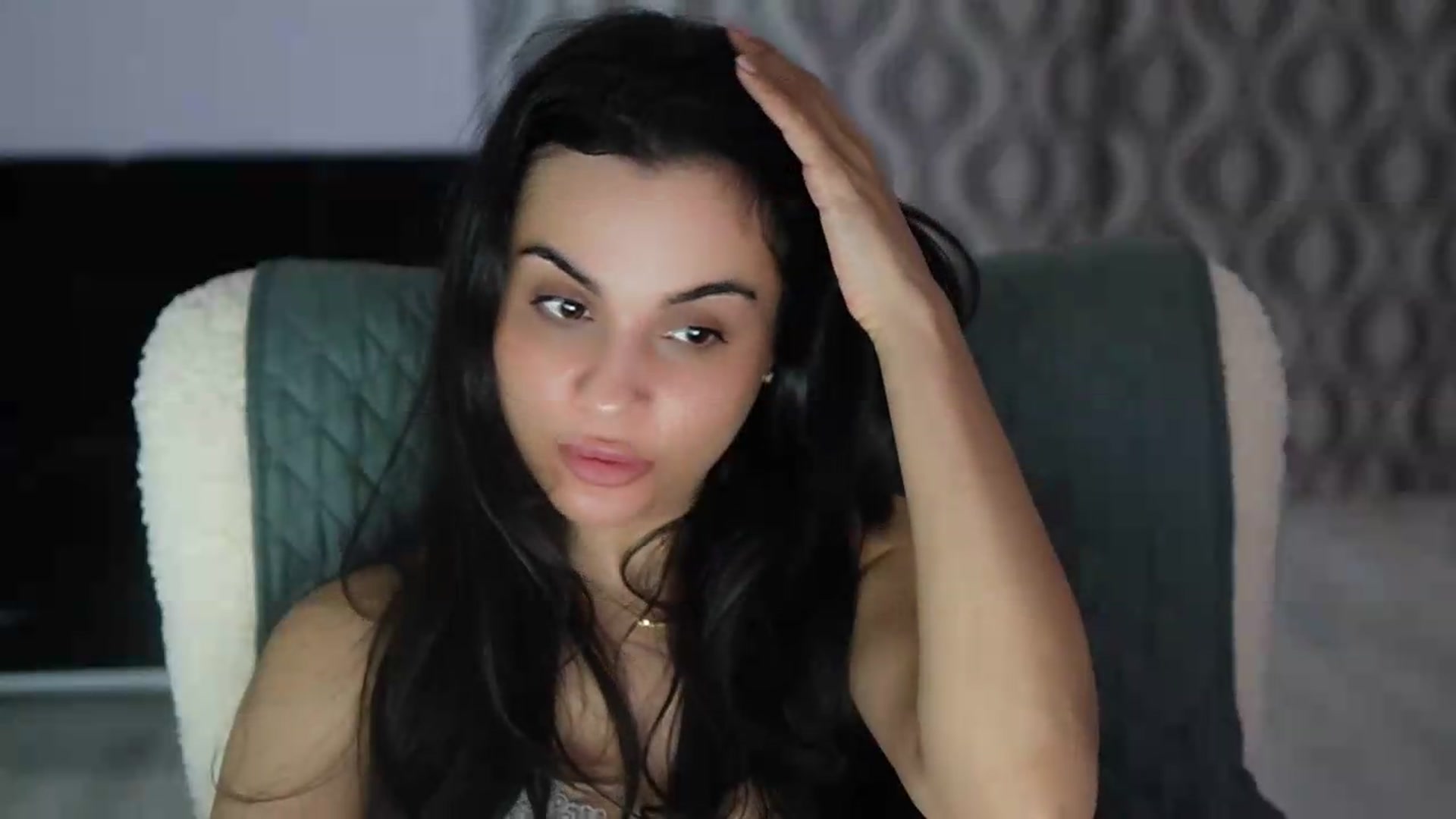 Gallery image thumbnail from TinyAndrea's myfreecams stream on, 05/31/2026, 24:50 image 16 of 20