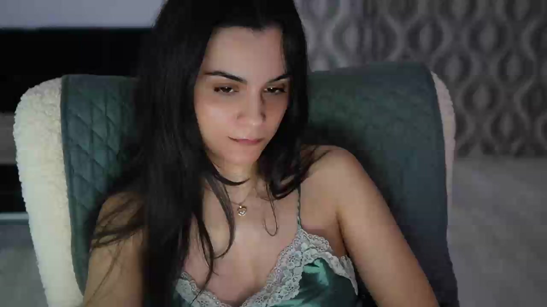 Gallery image thumbnail from TinyAndrea's myfreecams stream on, 06/10/2026, 24:17 image 18 of 20