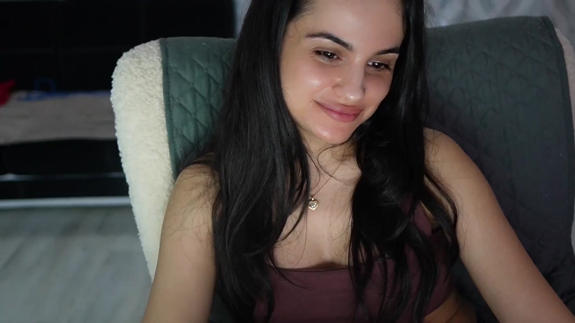 Gallery image thumbnail from TinyAndrea's myfreecams stream on, 06/11/2026, 04:50 image 2 of 20