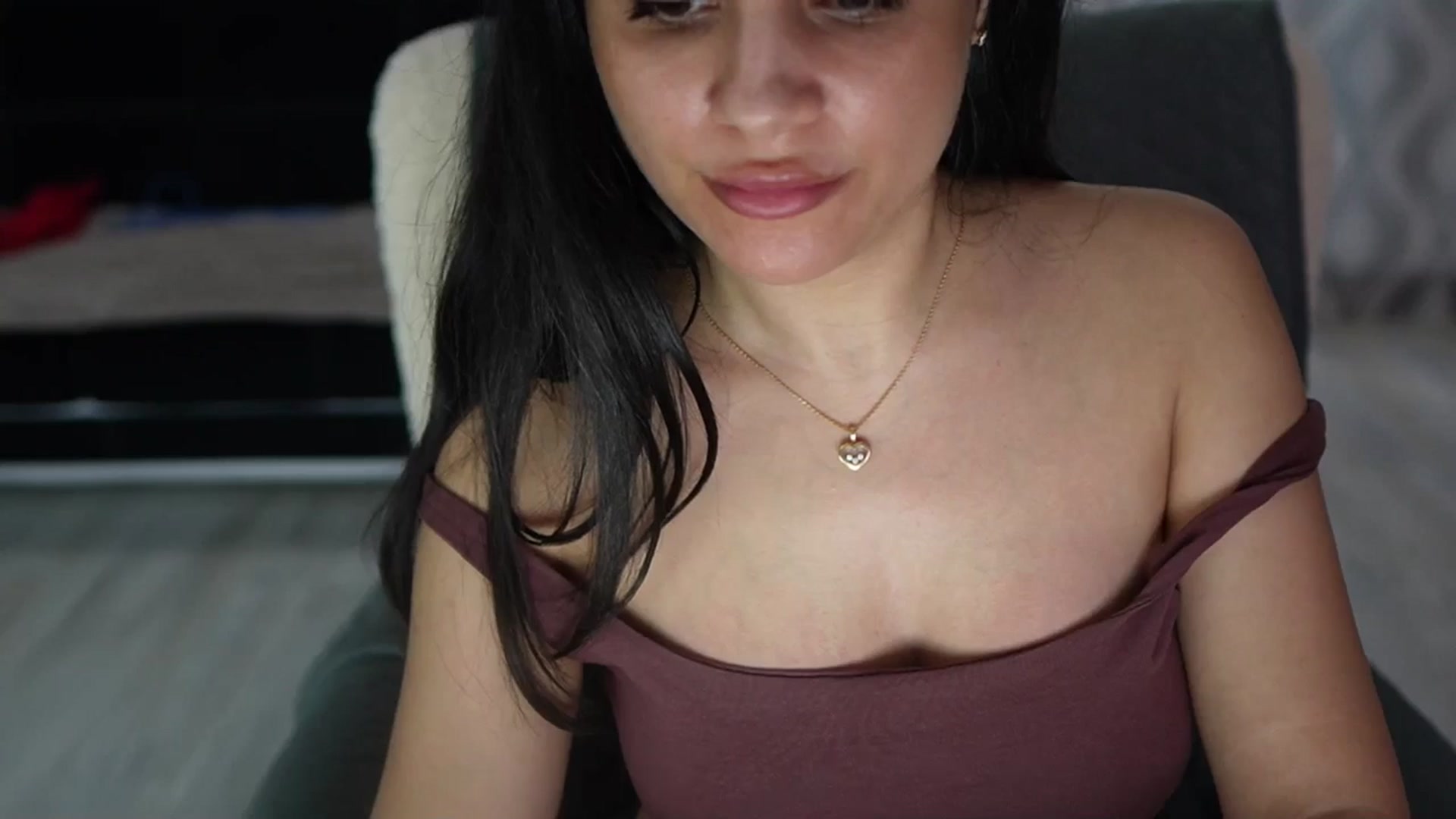 Gallery image thumbnail from TinyAndrea's myfreecams stream on, 06/11/2026, 04:50 image 14 of 20