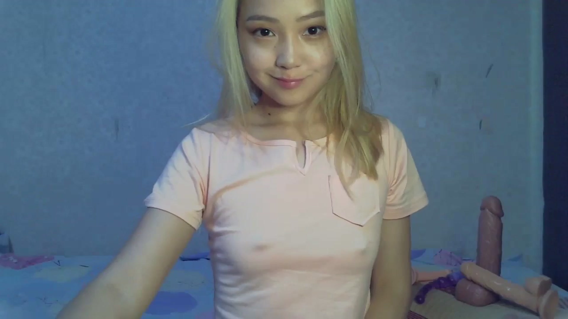Gallery image thumbnail from TinyBaby69's myfreecams stream on, 07/30/2023, 10:20 image 4 of 20