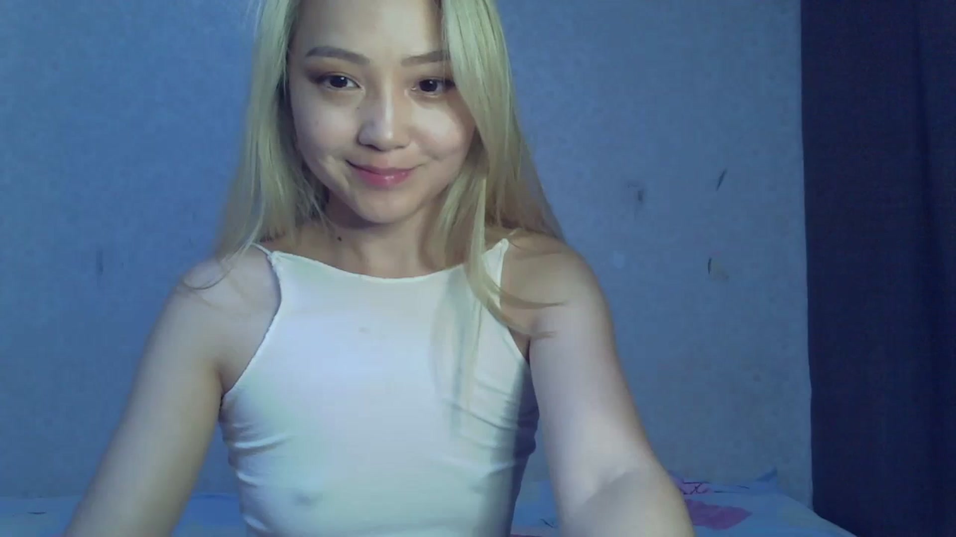 Gallery image thumbnail from TinyBaby69's myfreecams stream on, 07/30/2023, 13:43 image 17 of 20