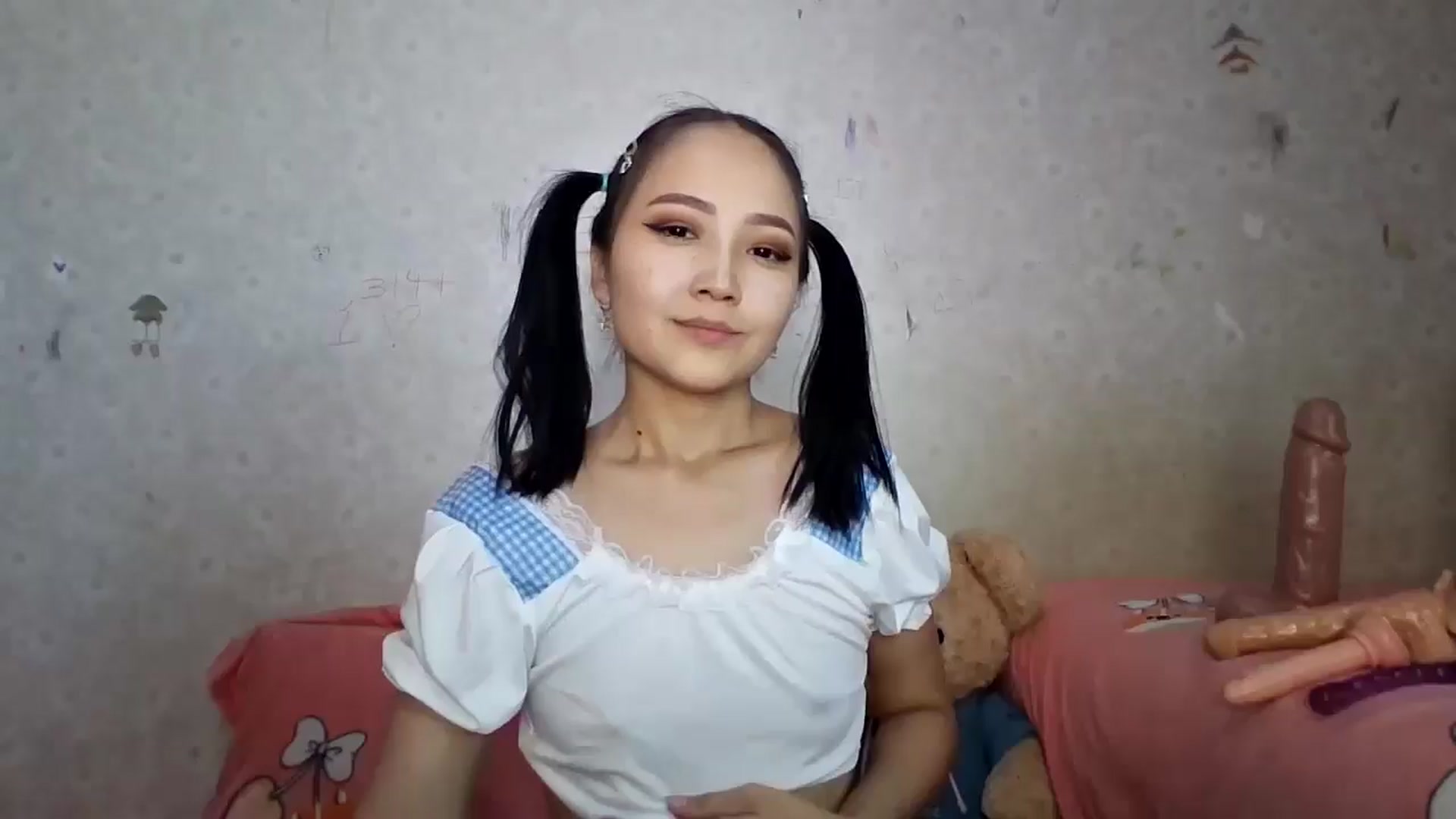 Gallery image thumbnail from TinyCuteGirl's myfreecams stream on, 06/20/2025, 07:20 image 2 of 20