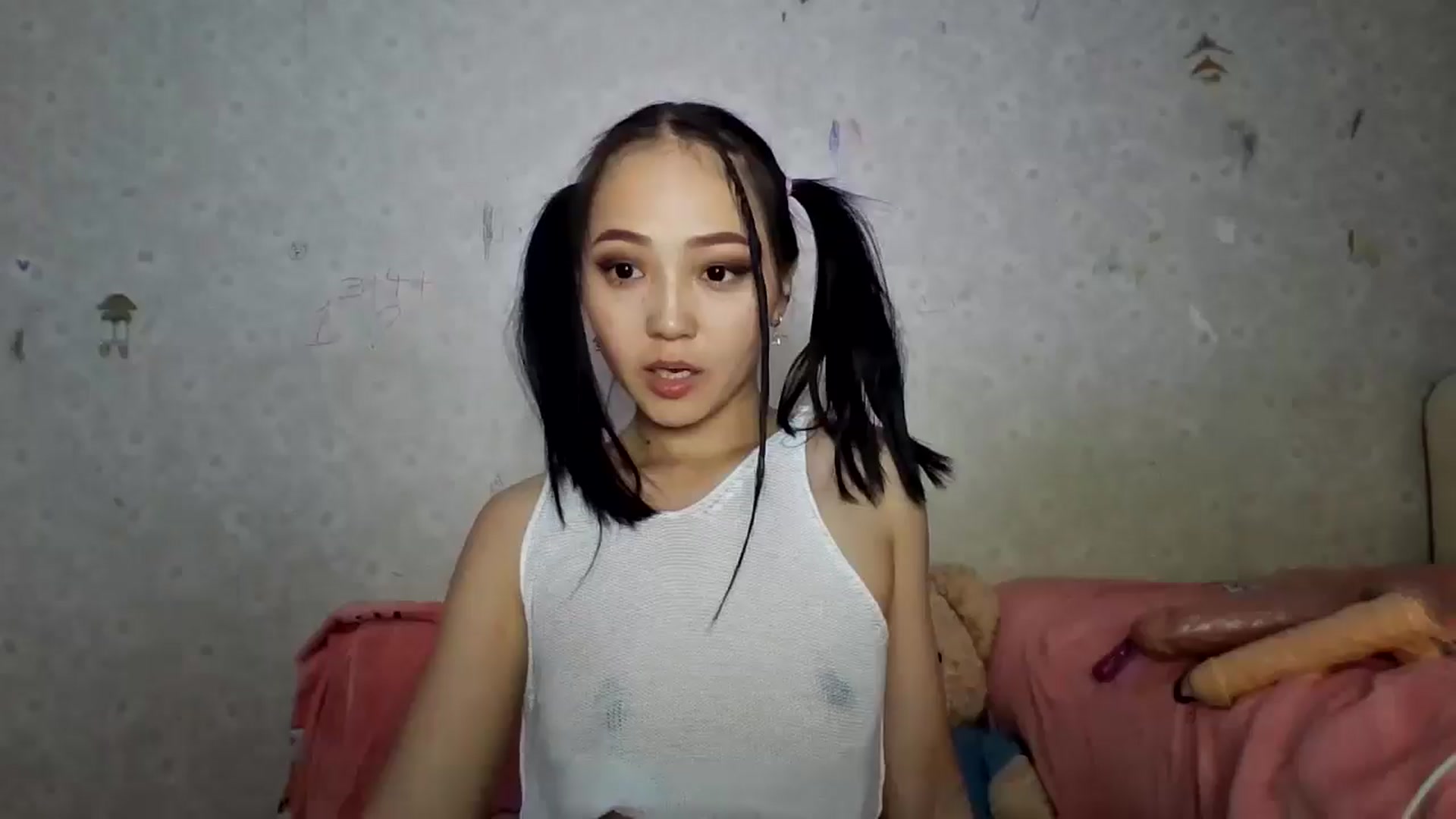 Gallery image thumbnail from TinyCuteGirl's myfreecams stream on, 06/22/2025, 12:35 image 20 of 20