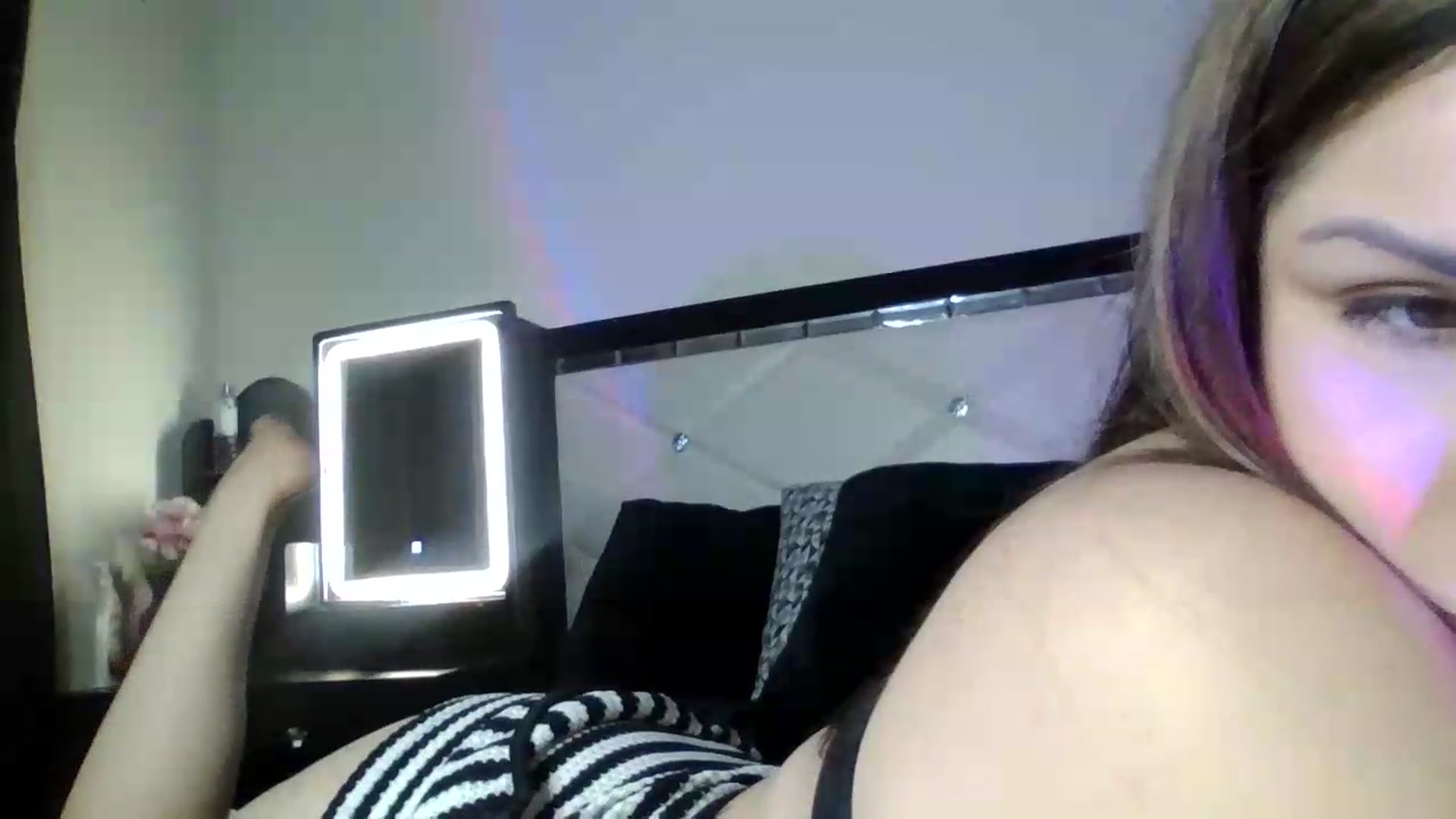 Gallery image thumbnail from TinyEcho106's myfreecams stream on, 06/06/2026, 08:59 image 19 of 20