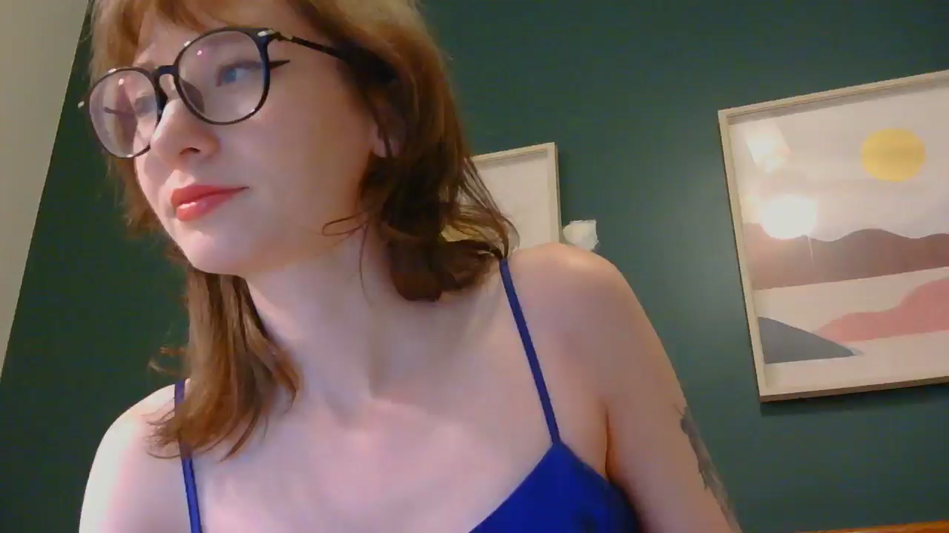 Gallery image thumbnail from TinyEloria's myfreecams stream on, 01/09/2025, 13:46 image 12 of 20