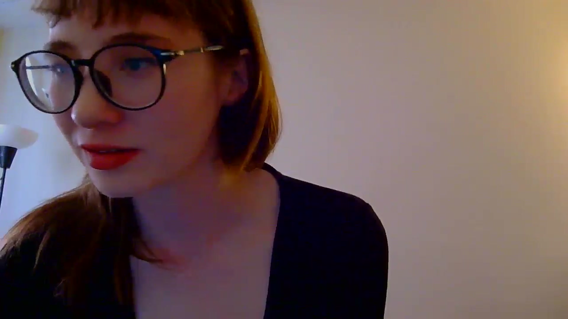 Gallery image thumbnail from TinyEloria's myfreecams stream on, 04/21/2025, 20:00 image 4 of 20