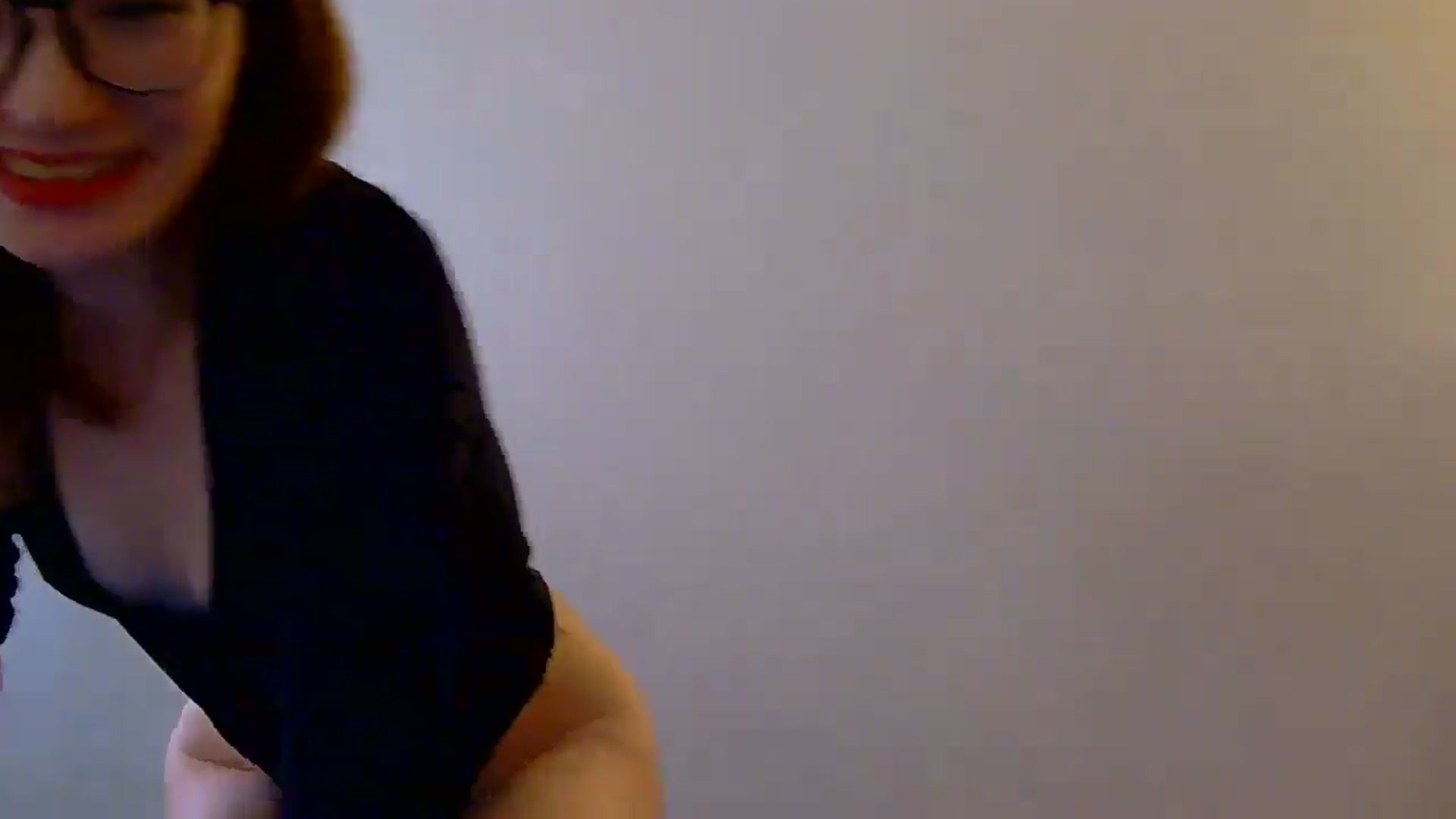 Gallery image thumbnail from TinyEloria's myfreecams stream on, 04/21/2025, 20:00 image 13 of 20