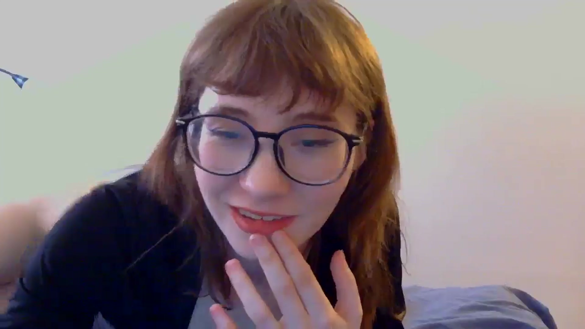Gallery image thumbnail from TinyEloria's myfreecams stream on, 04/21/2025, 20:00 image 17 of 20
