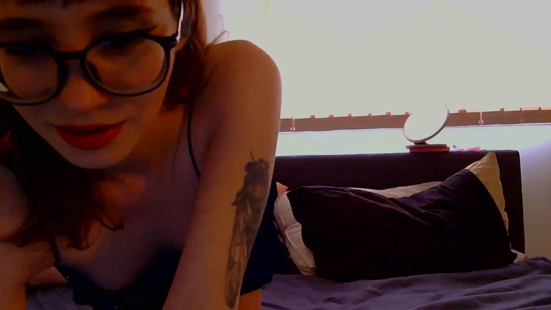 Gallery image thumbnail from TinyEloria's myfreecams stream on, 04/22/2025, 17:08 image 2 of 20