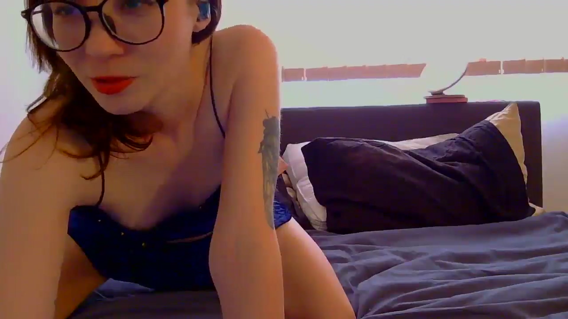 Gallery image thumbnail from TinyEloria's myfreecams stream on, 04/22/2025, 19:33 image 5 of 20