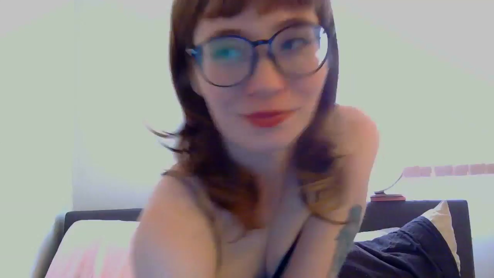 Gallery image thumbnail from TinyEloria's myfreecams stream on, 04/22/2025, 19:33 image 8 of 20