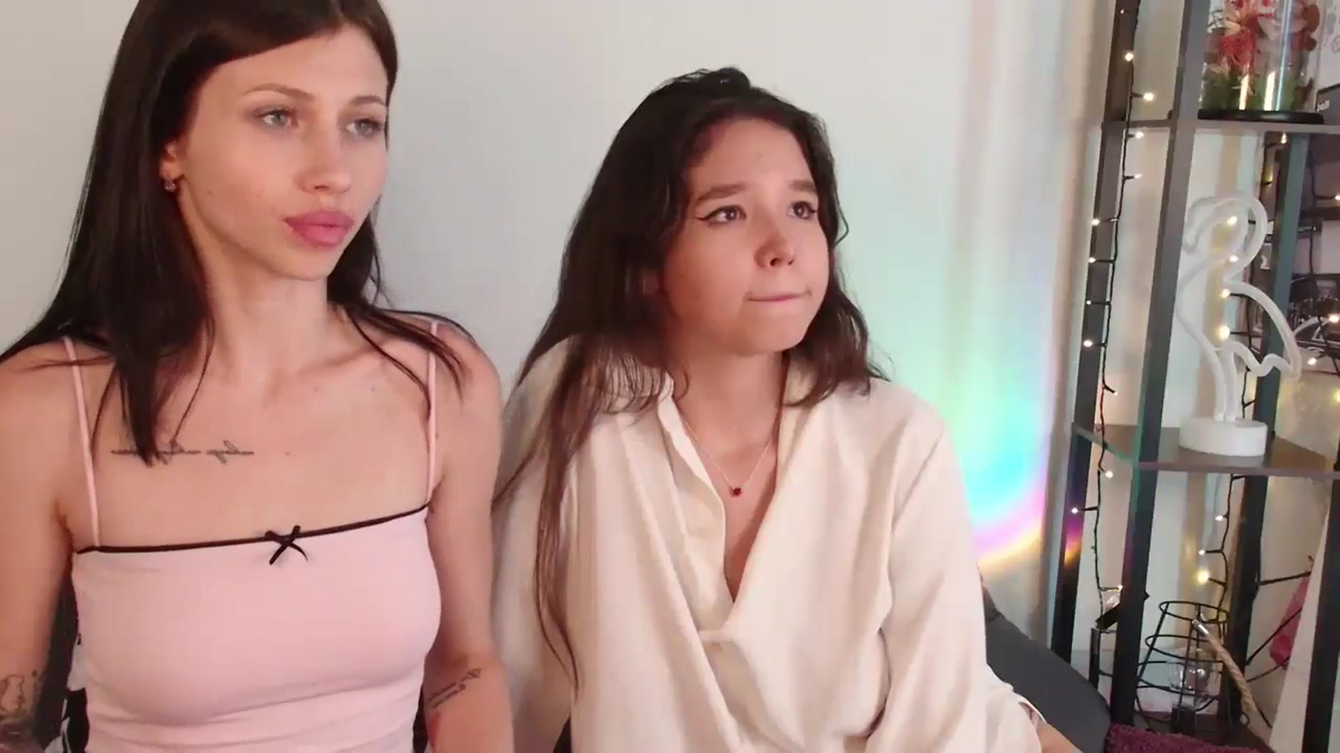 Gallery image thumbnail from TinyKiarry's myfreecams stream on, 07/11/2024, 14:14 image 3 of 20