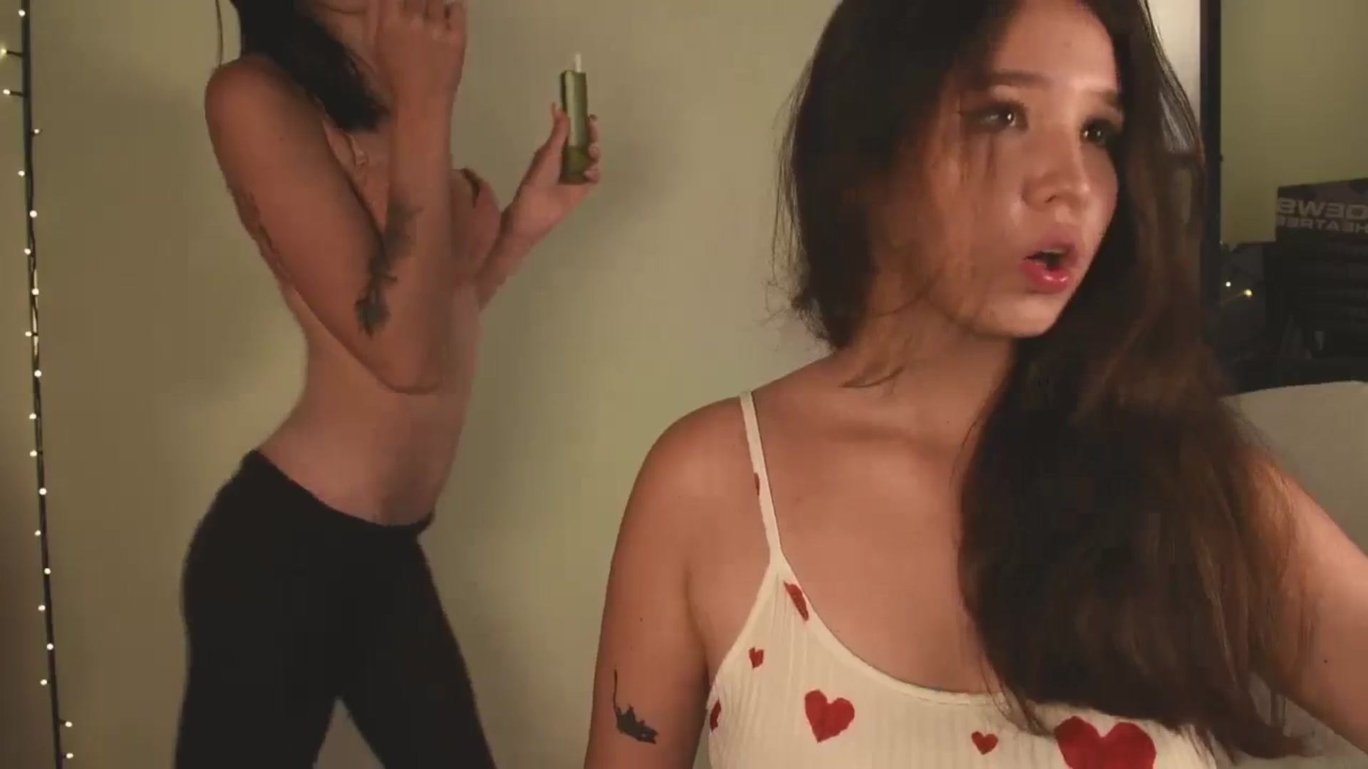 Gallery image thumbnail from TinyKiarry's myfreecams stream on, 07/25/2024, 13:10 image 15 of 20