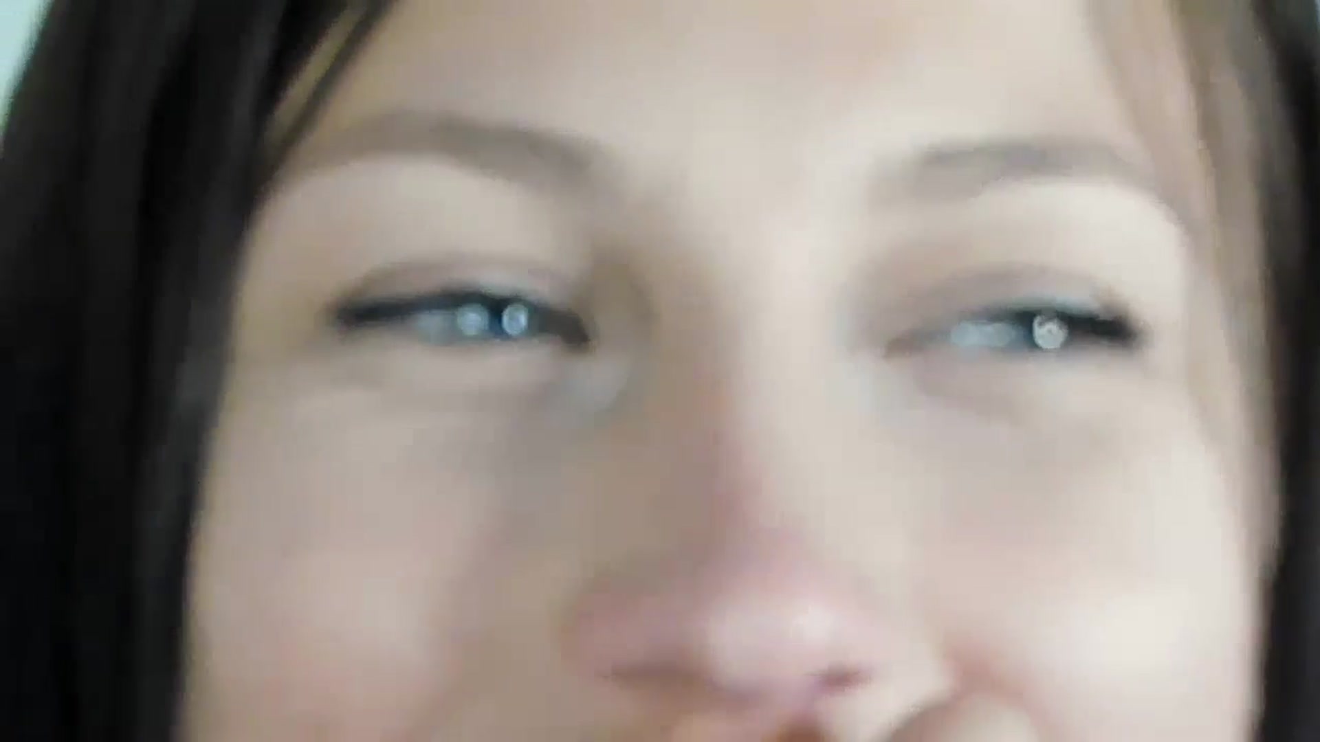 Gallery image thumbnail from TinyKiarry's myfreecams stream on, 08/17/2024, 10:20 image 8 of 20