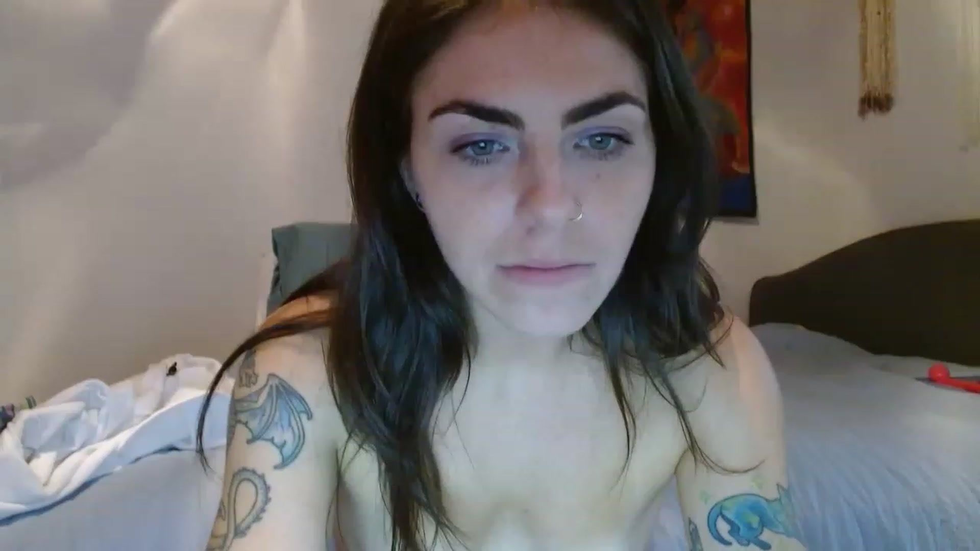 Gallery image thumbnail from TinyStarshine's myfreecams stream on, 11/15/2022, 22:38 image 9 of 20