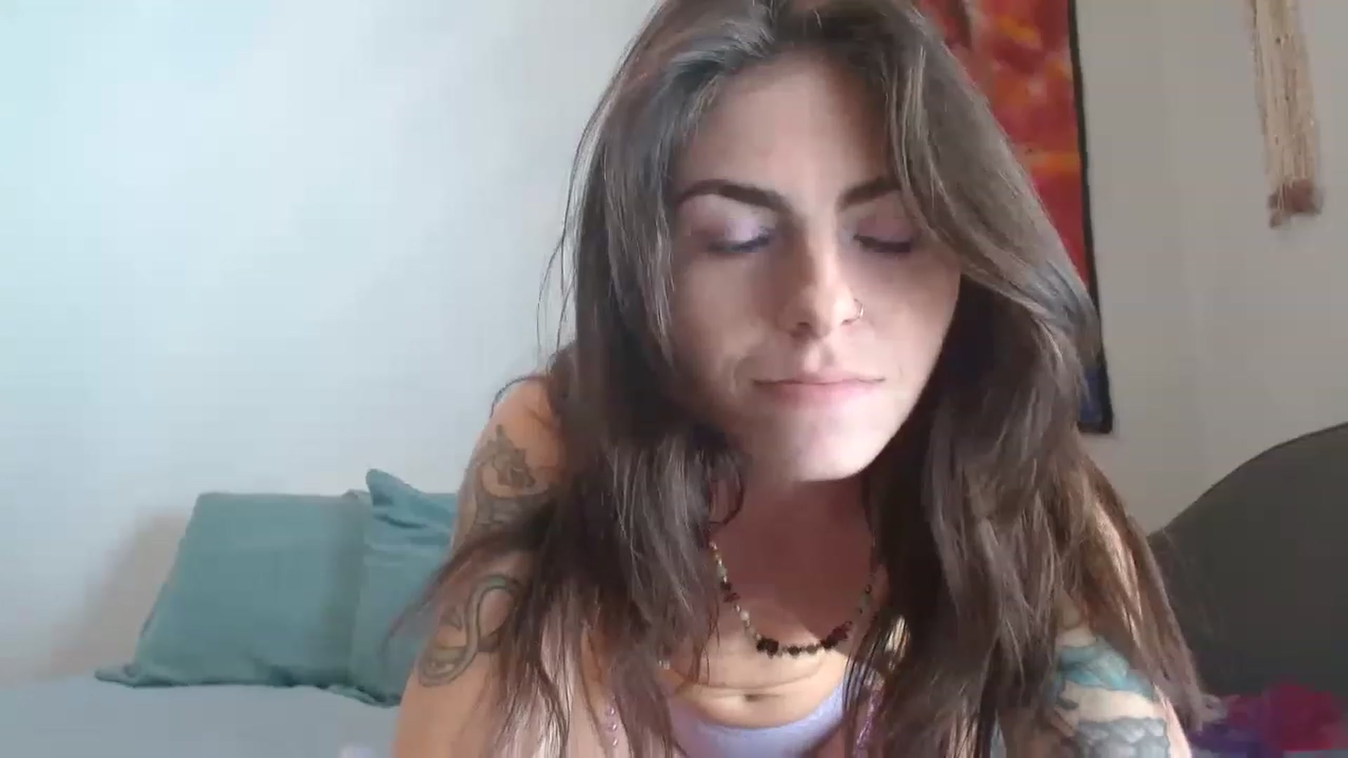 Gallery image thumbnail from TinyStarshine's myfreecams stream on, 11/18/2022, 01:38 image 14 of 20