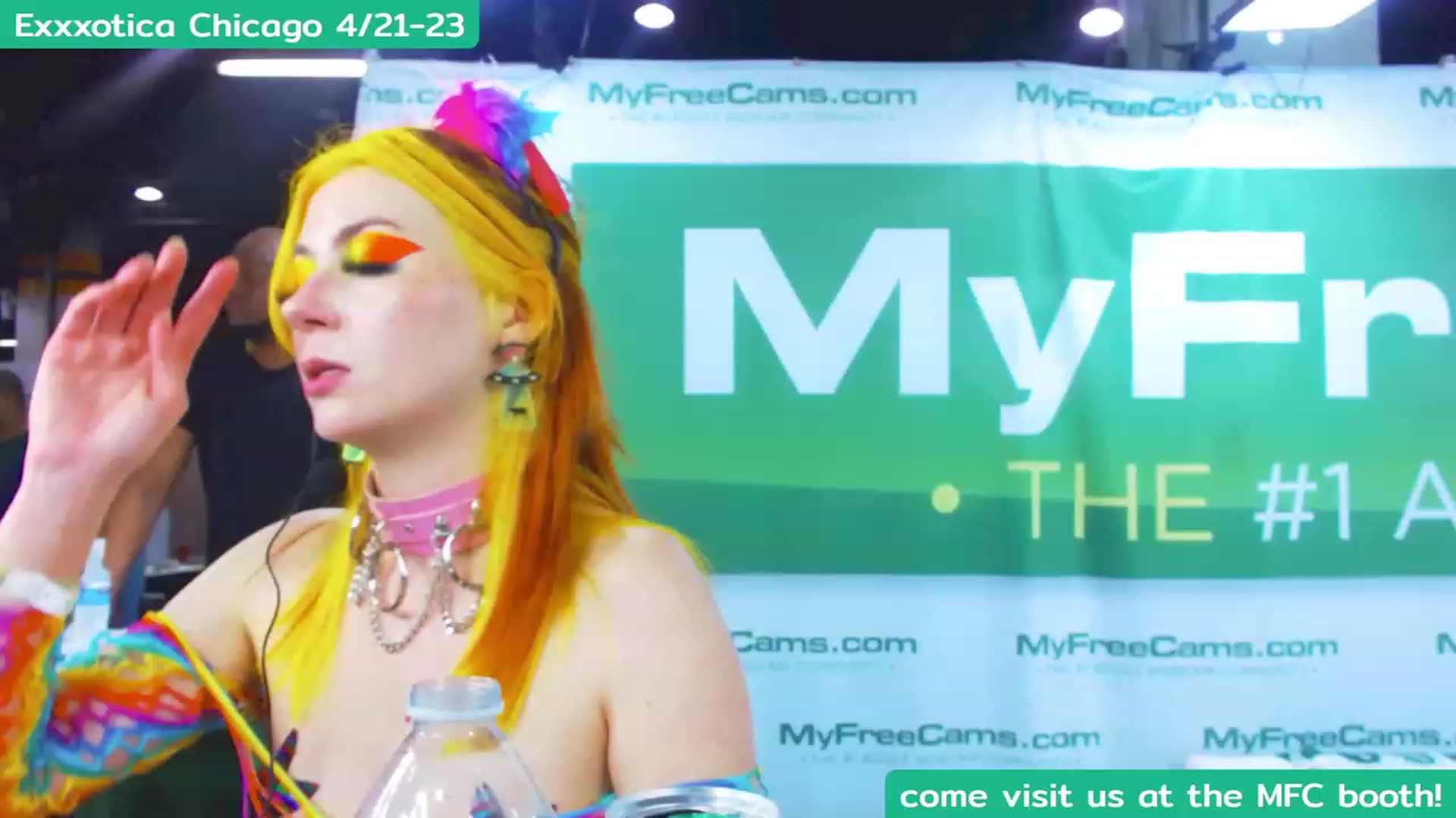 Gallery image thumbnail from Tinyfossil's myfreecams stream on, 04/23/2023, 24:08 image 17 of 20