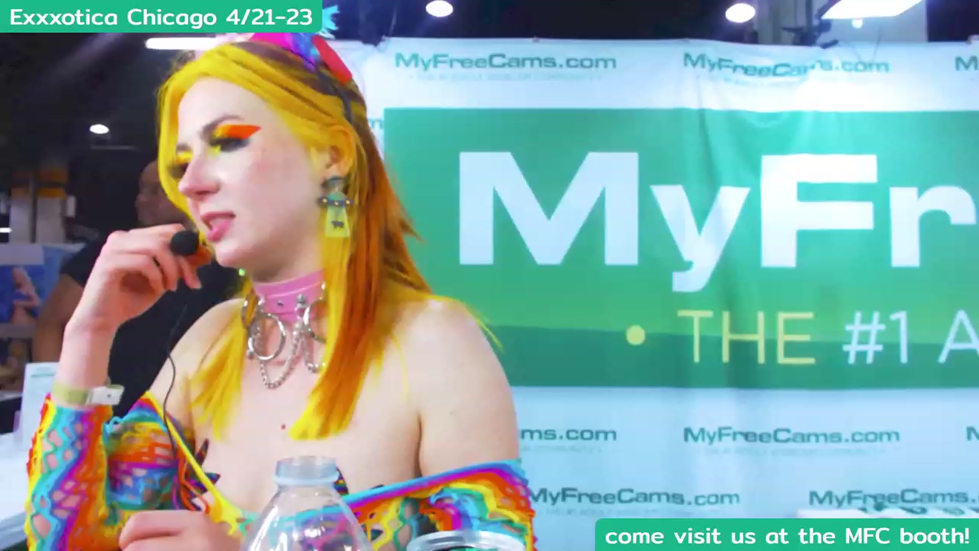 Gallery image thumbnail from Tinyfossil's myfreecams stream on, 04/23/2023, 24:08 image 18 of 20