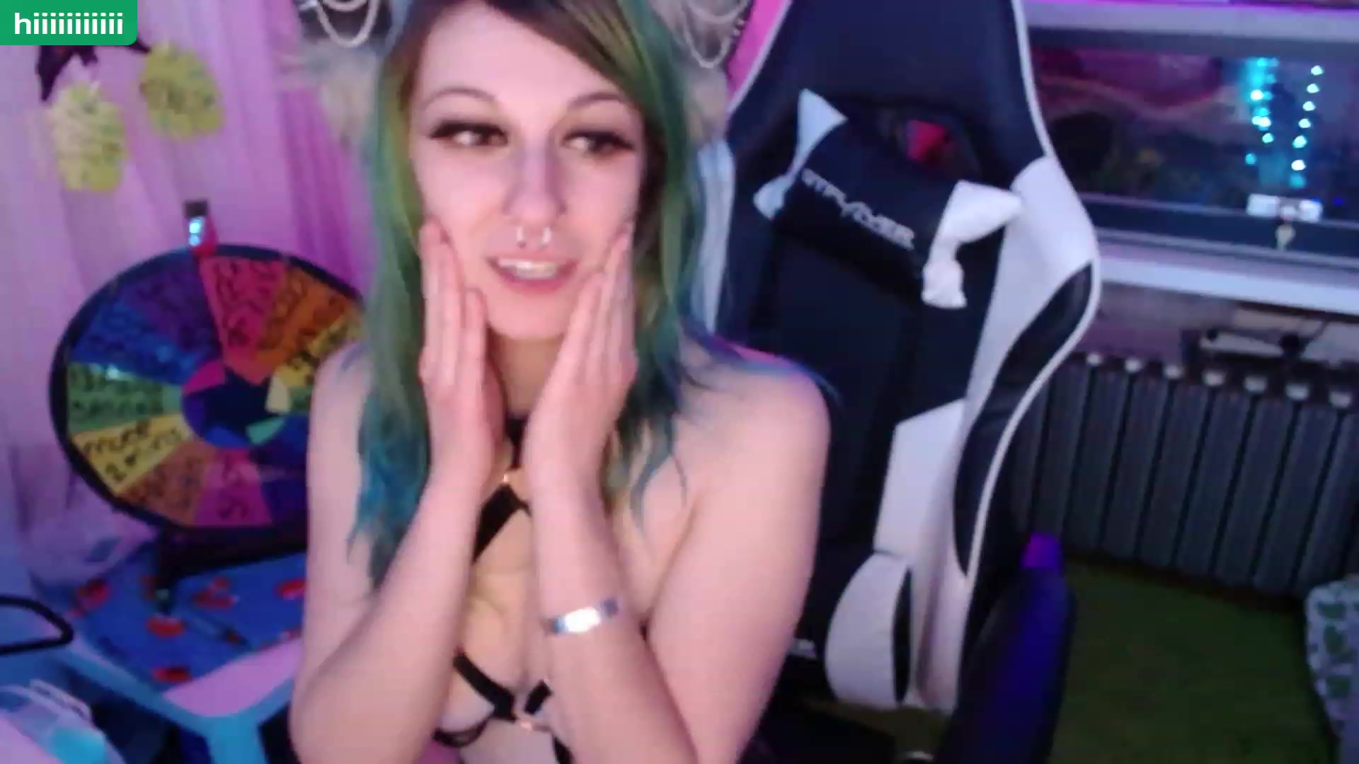 Gallery image thumbnail from Tinyfossil's myfreecams stream on, 05/14/2023, 08:28 image 2 of 20
