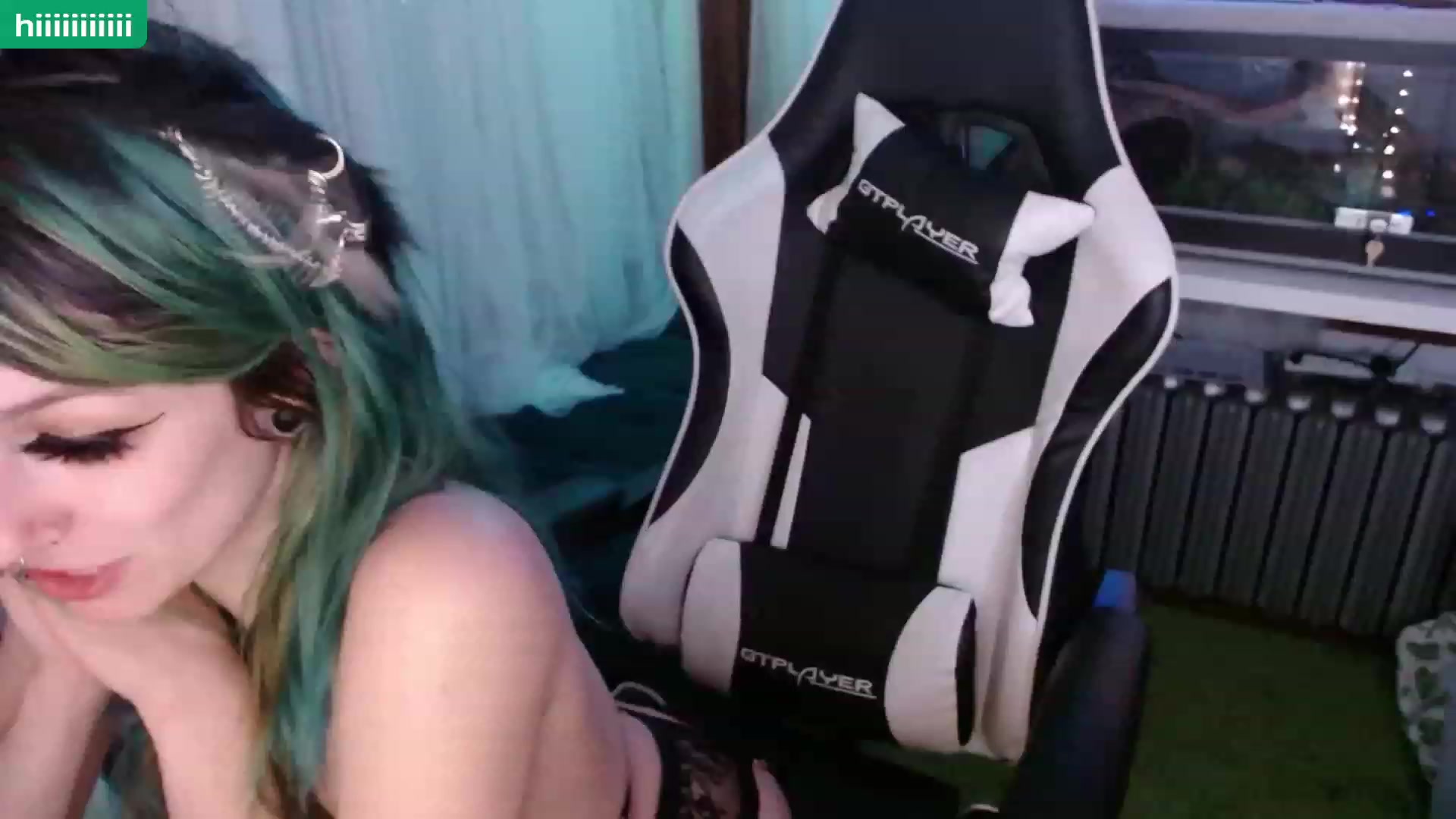 Gallery image thumbnail from Tinyfossil's myfreecams stream on, 05/14/2023, 08:28 image 15 of 20