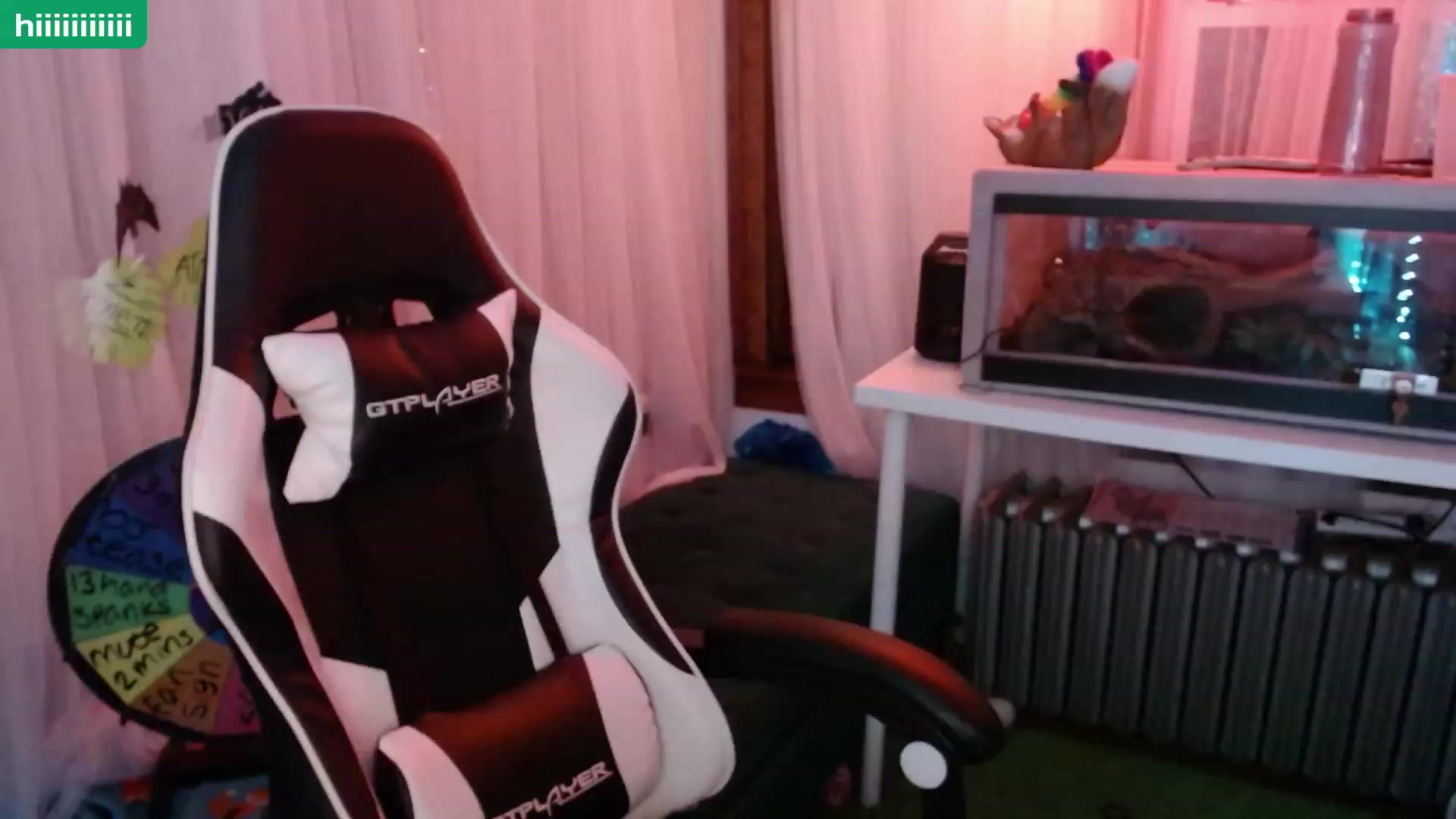 Gallery image thumbnail from Tinyfossil's myfreecams stream on, 06/30/2023, 05:36 image 1 of 20