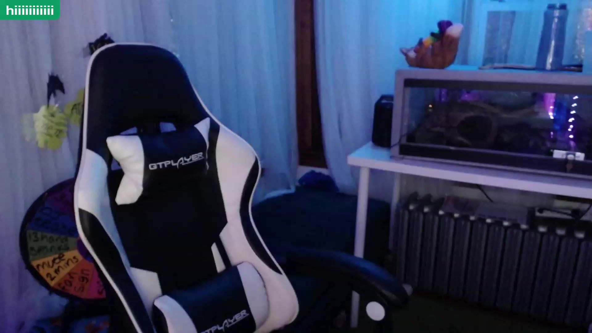 Gallery image thumbnail from Tinyfossil's myfreecams stream on, 06/30/2023, 05:36 image 2 of 20