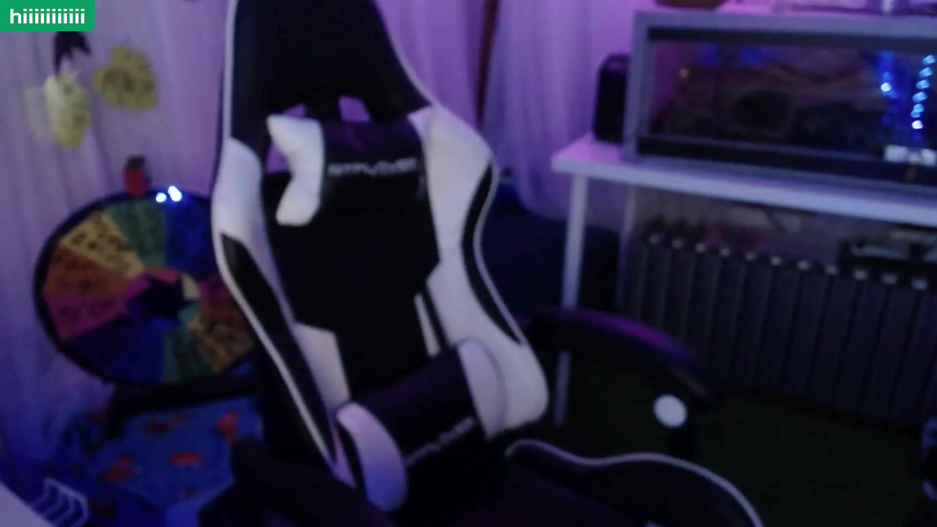 Gallery image thumbnail from Tinyfossil's myfreecams stream on, 06/30/2023, 05:36 image 20 of 20