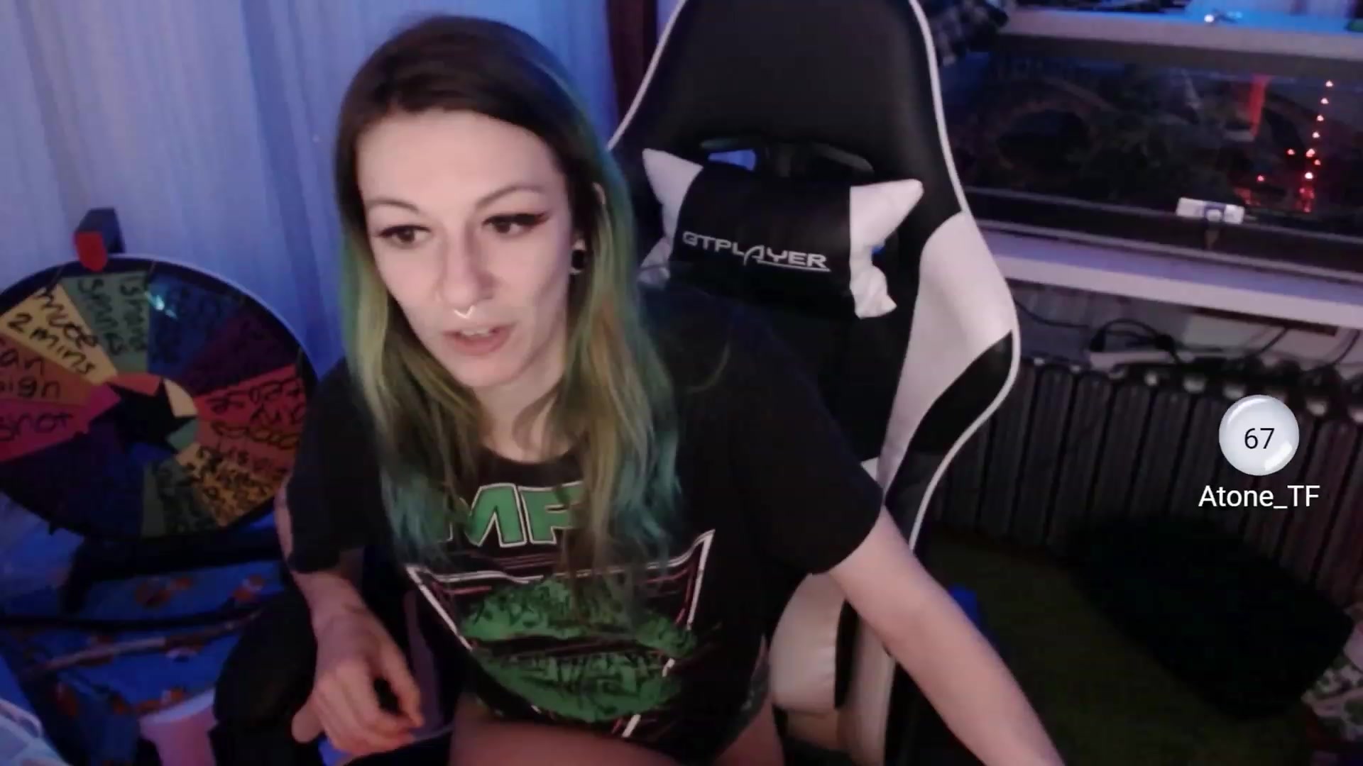 Gallery image thumbnail from Tinyfossil's myfreecams stream on, 07/28/2023, 05:59 image 12 of 20