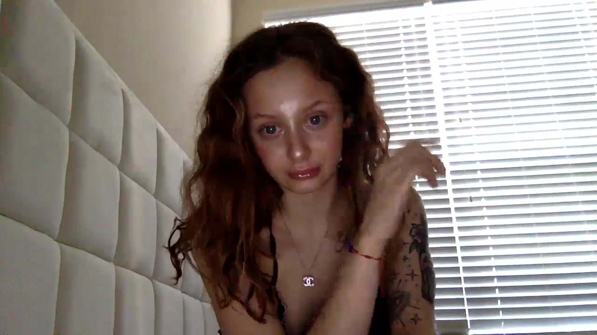 Gallery image thumbnail from Tinyydancerr's myfreecams stream on, 02/15/2025, 20:54 image 13 of 20
