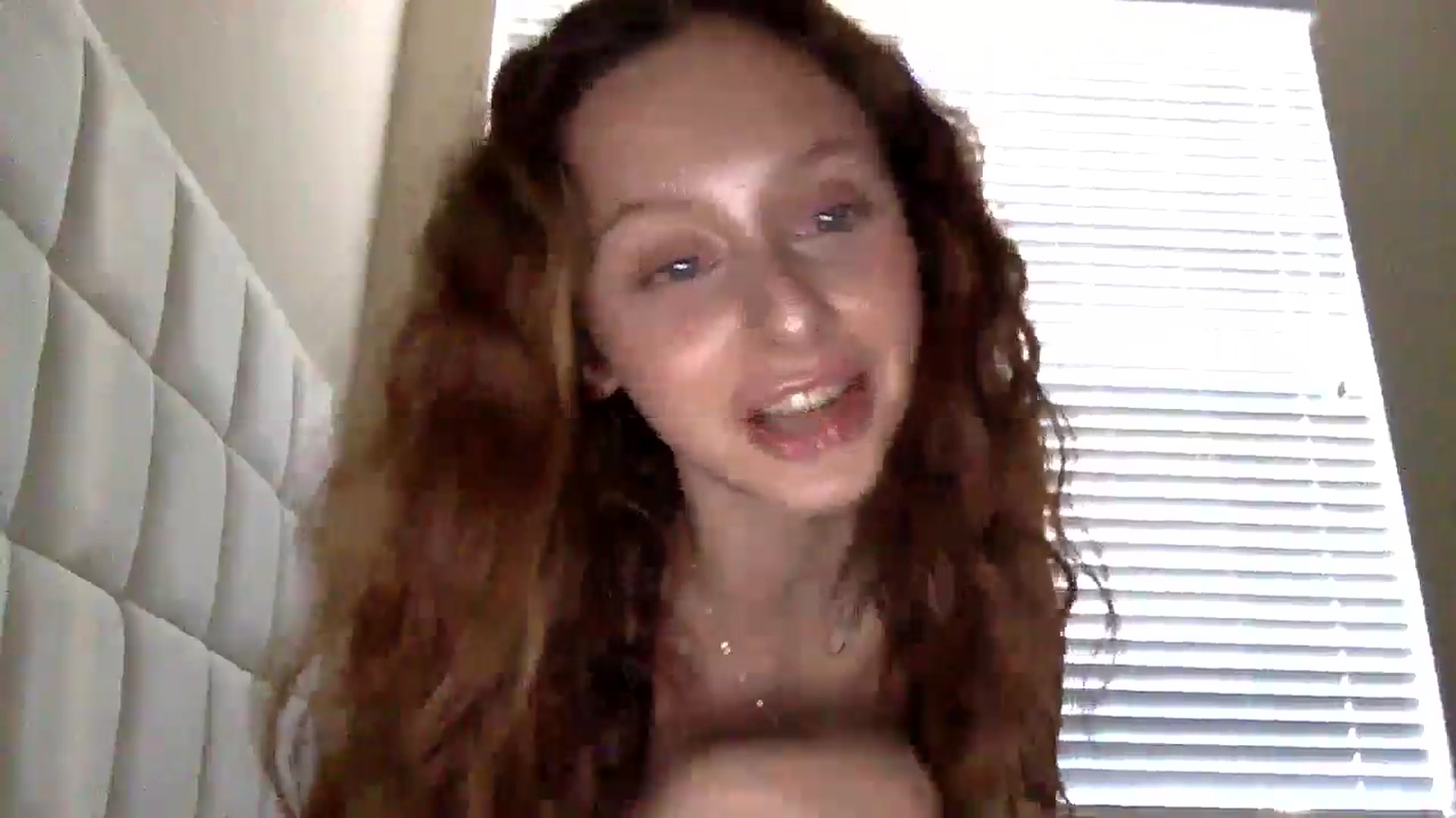 Gallery image thumbnail from Tinyydancerr's myfreecams stream on, 02/15/2025, 20:54 image 3 of 20