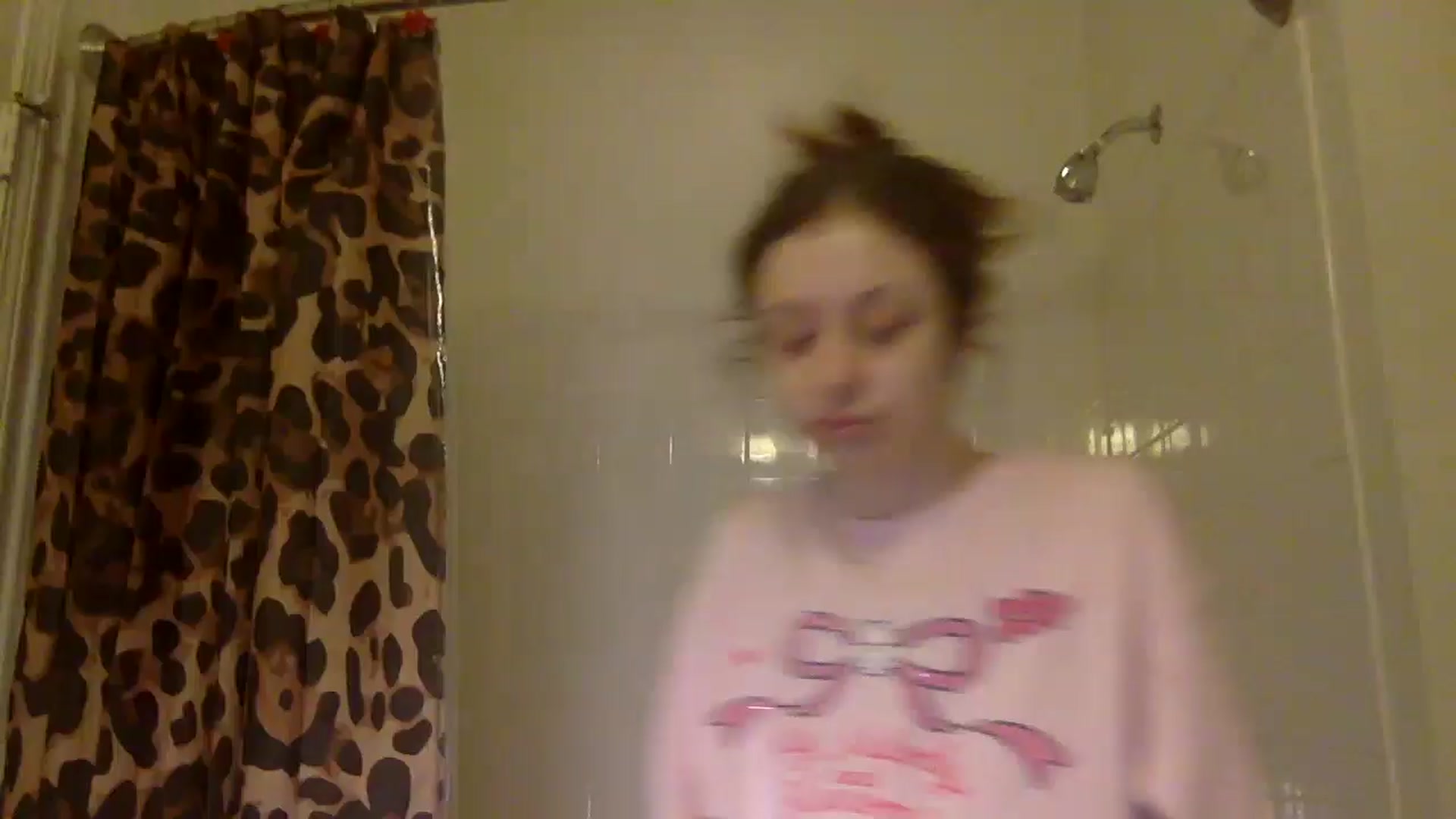 Gallery image thumbnail from Tinyydancerr's myfreecams stream on, 03/13/2025, 13:29 image 1 of 20