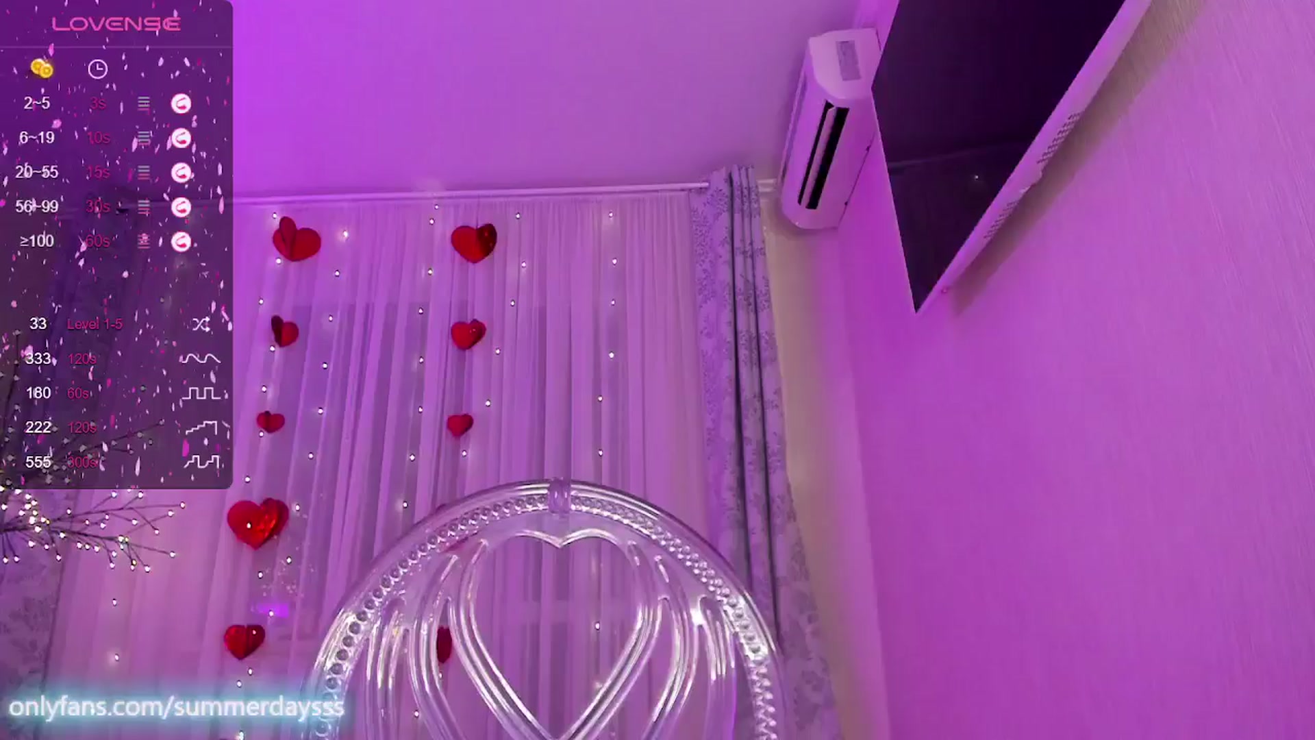 Gallery image thumbnail from TipsySquirrel's myfreecams stream on, 06/18/2024, 23:32 image 12 of 20