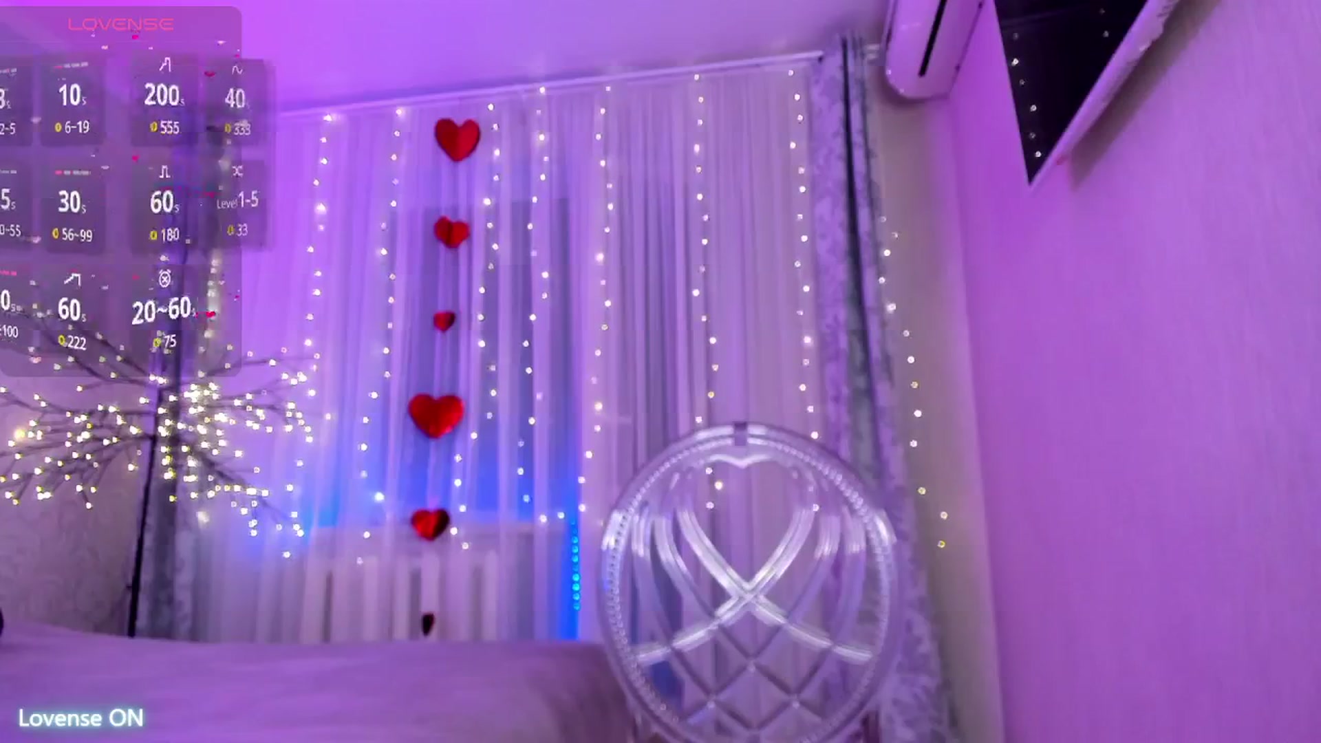 Gallery image thumbnail from TipsySquirrel's myfreecams stream on, 08/04/2025, 22:59 image 15 of 20