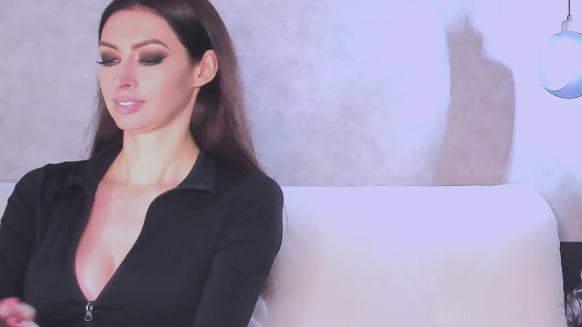 Gallery image thumbnail from Tishina's myfreecams stream on, 04/27/2023, 24:03 image 19 of 20