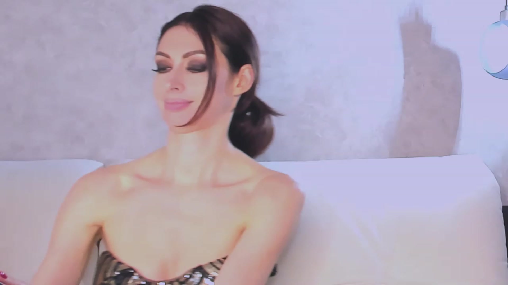 Gallery image thumbnail from Tishina's myfreecams stream on, 05/04/2023, 23:28 image 17 of 20