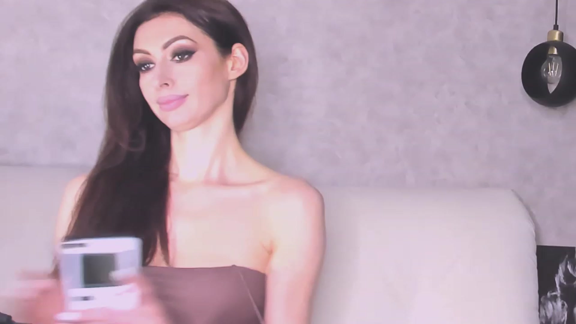 Gallery image thumbnail from Tishina's myfreecams stream on, 05/11/2023, 24:49 image 17 of 20