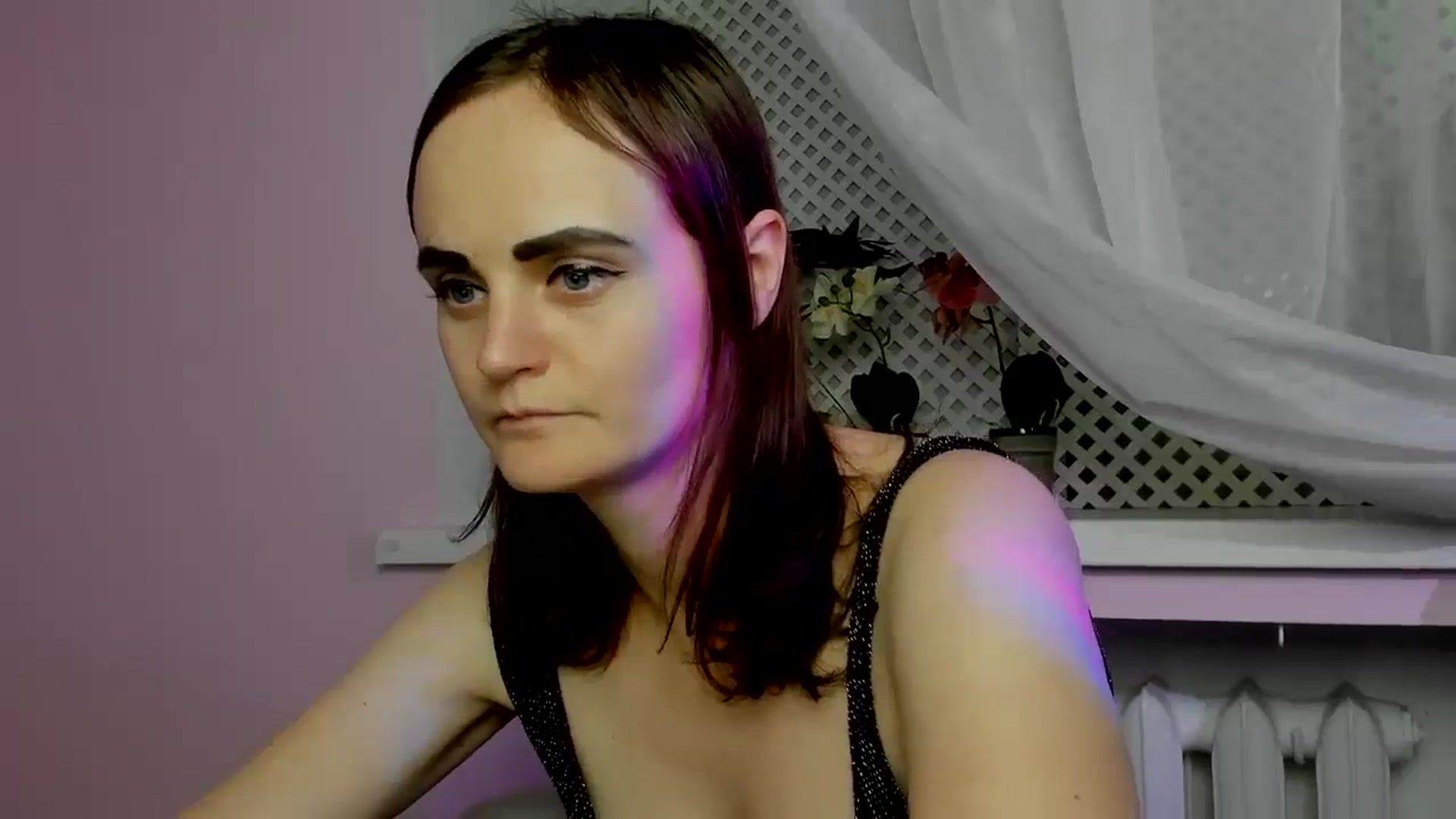 Gallery image thumbnail from TisiaLii's myfreecams stream on, 03/16/2025, 13:11 image 17 of 20